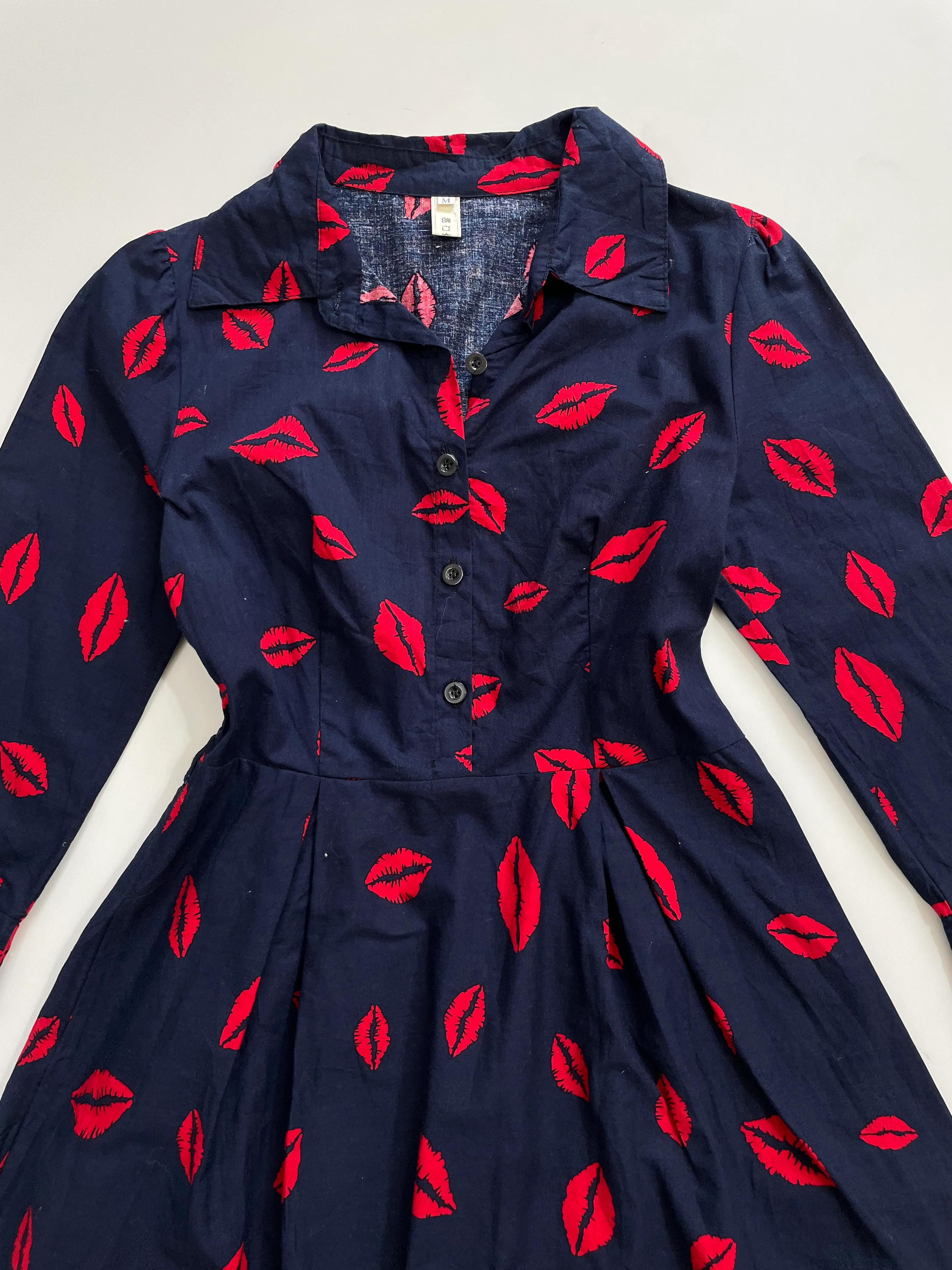 Kisses Cotton Dress-Bust 30 - Image 2