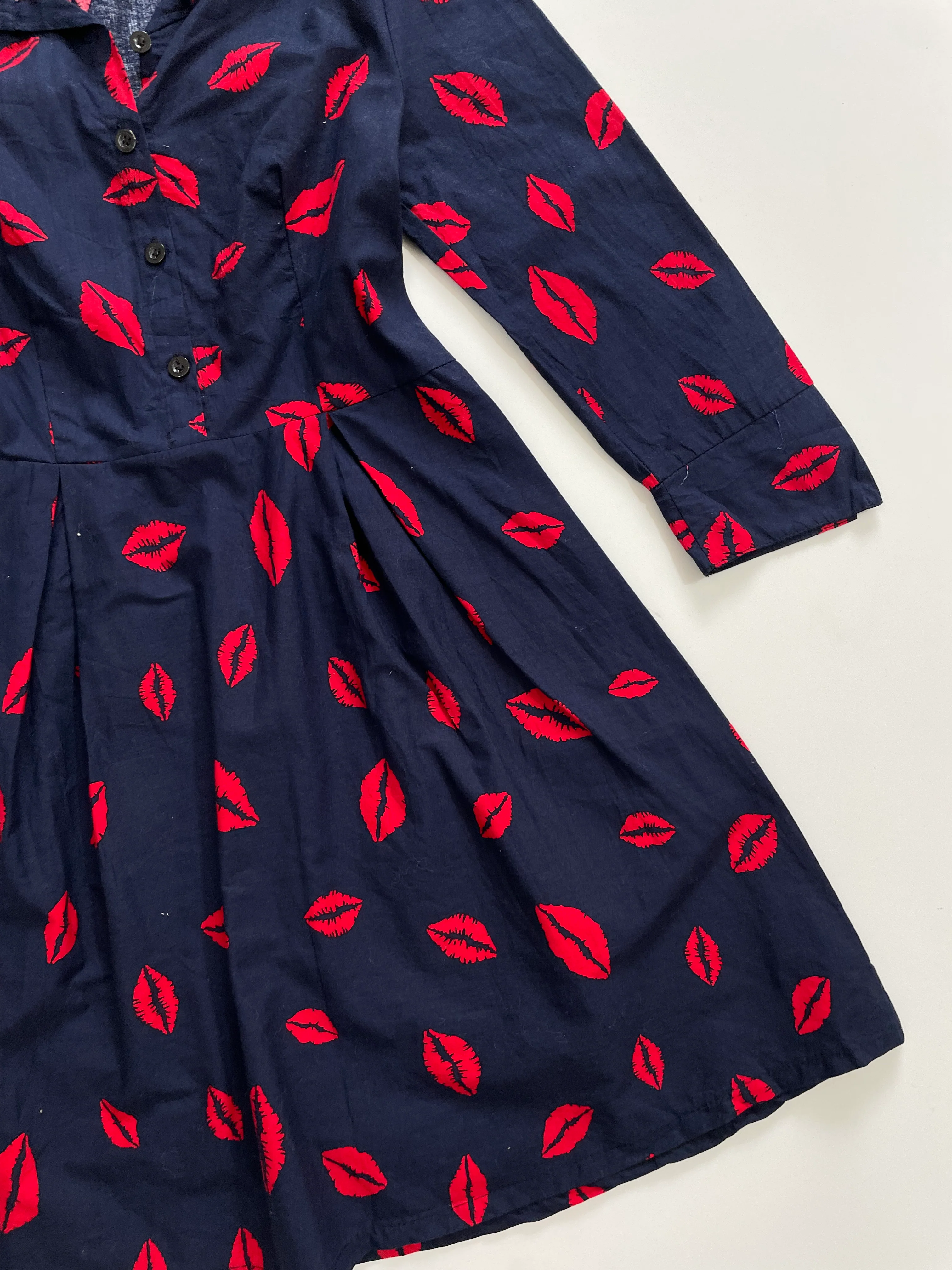 Kisses Cotton Dress-Bust 30 - Image 3