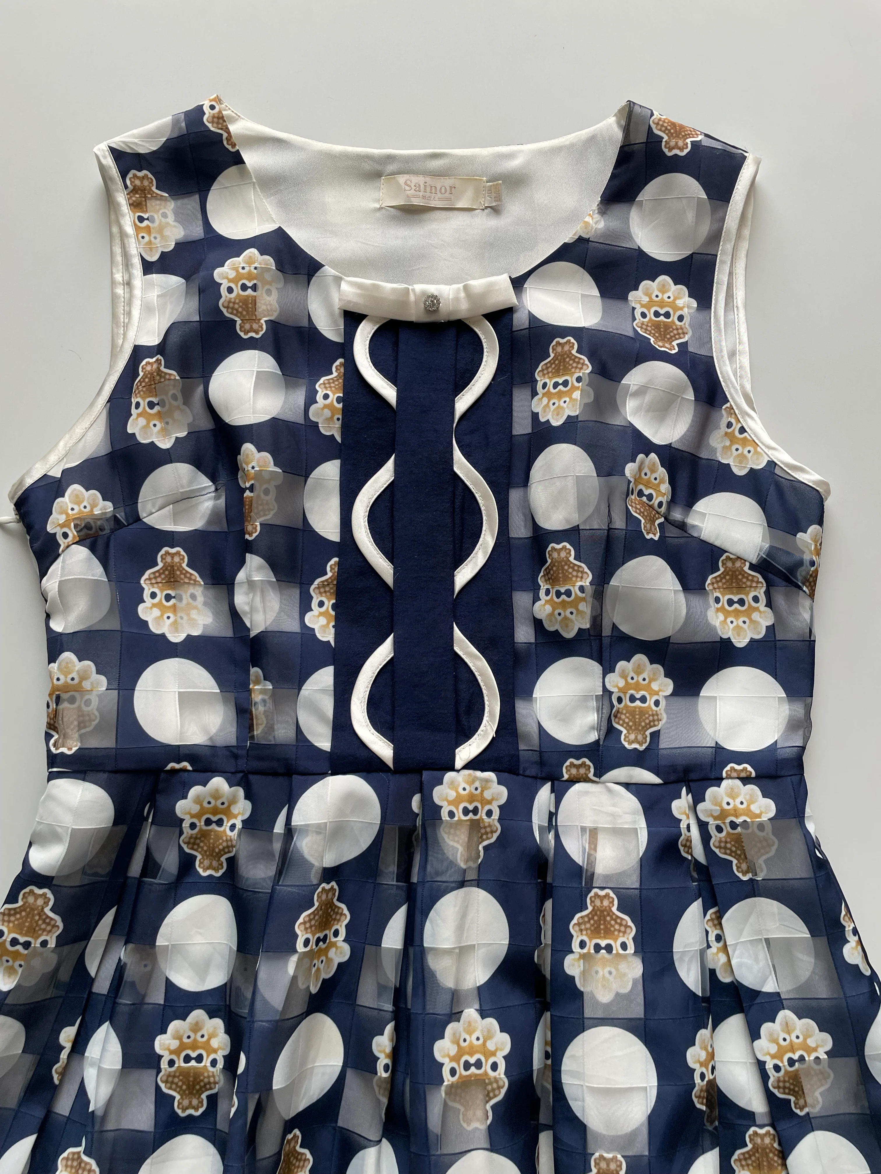 Dress-Bust 34 - Image 2