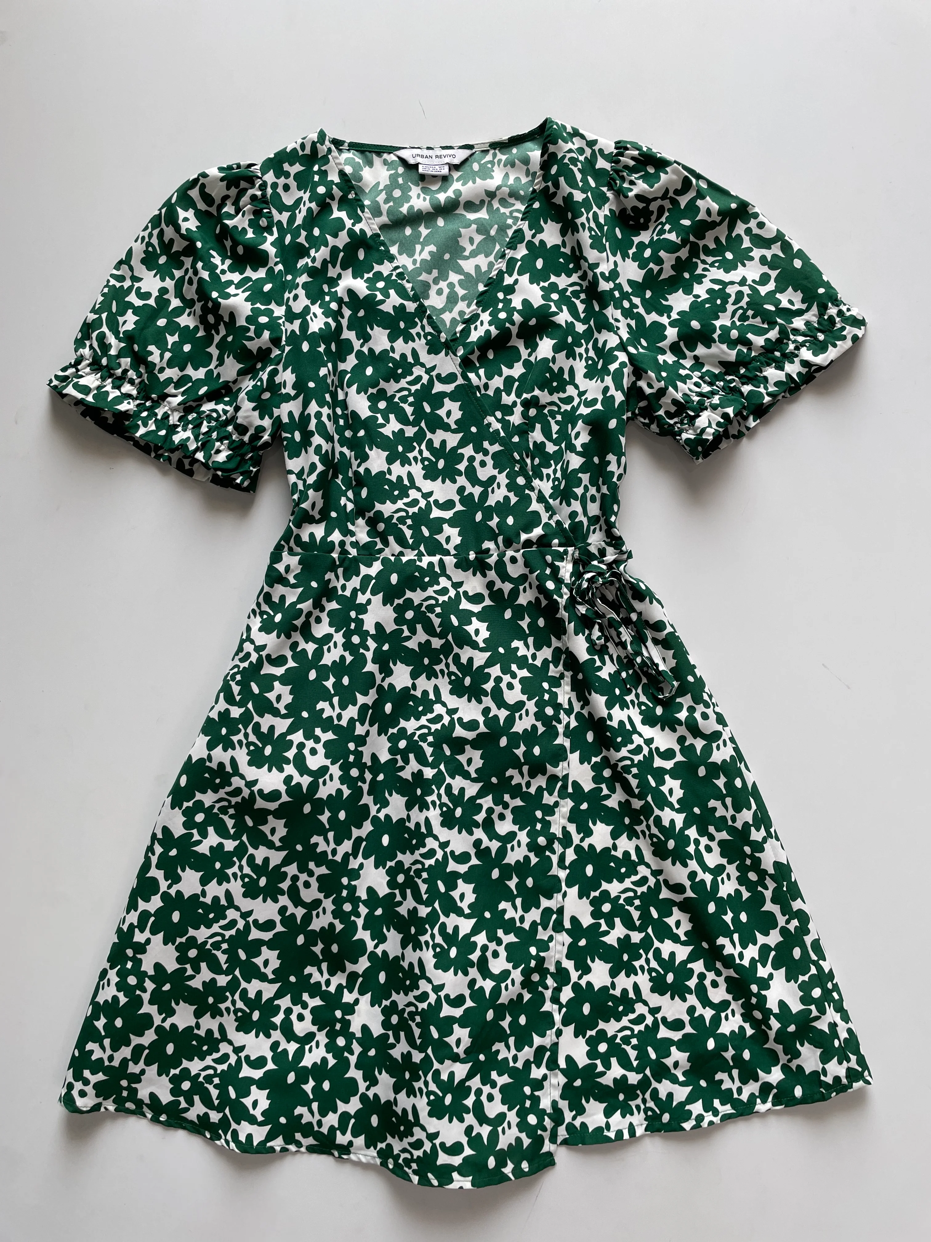 Urban Revivo Dress-Bust 30 to 32 - Image 2