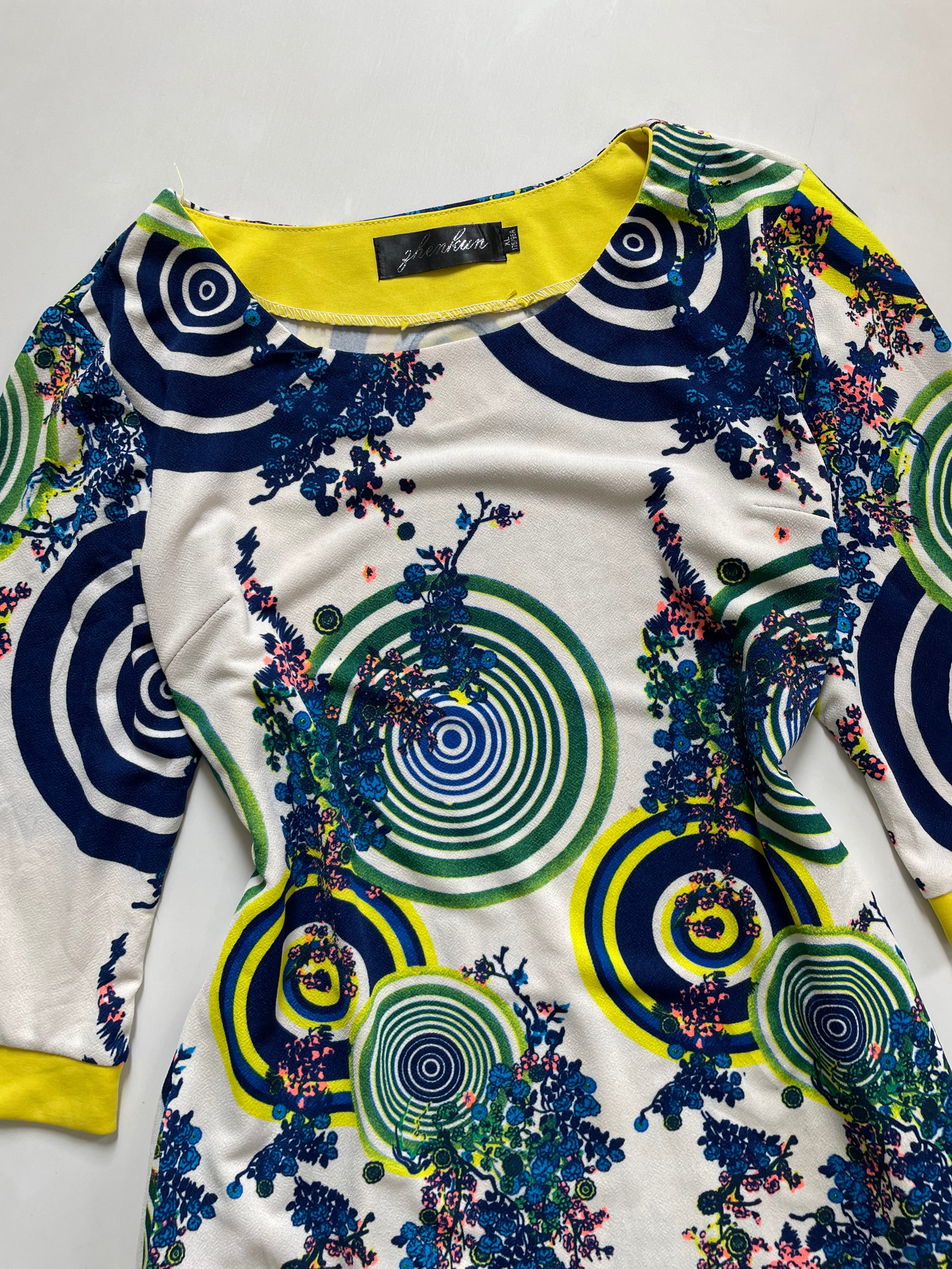 Dress-Bust 38 - Image 2