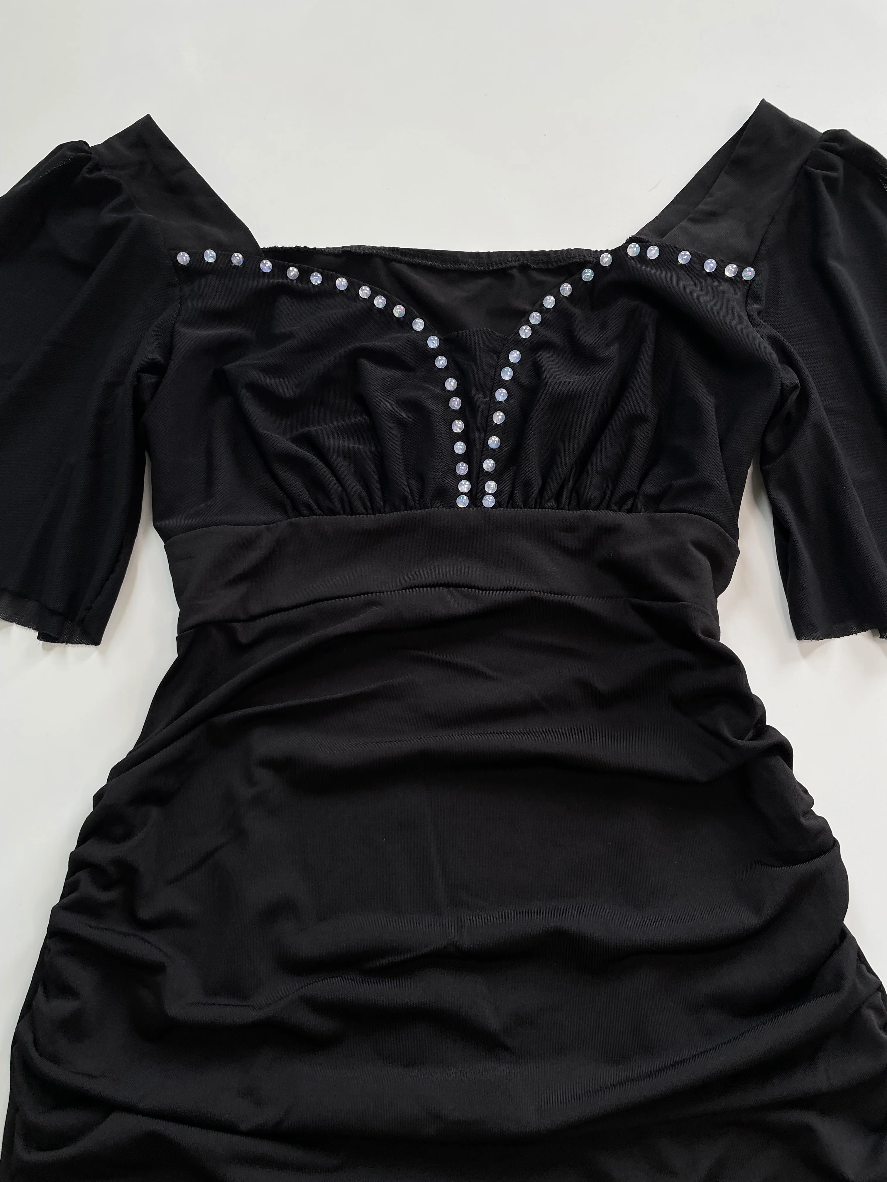 Dress-Bust 30 to 32 - Image 2