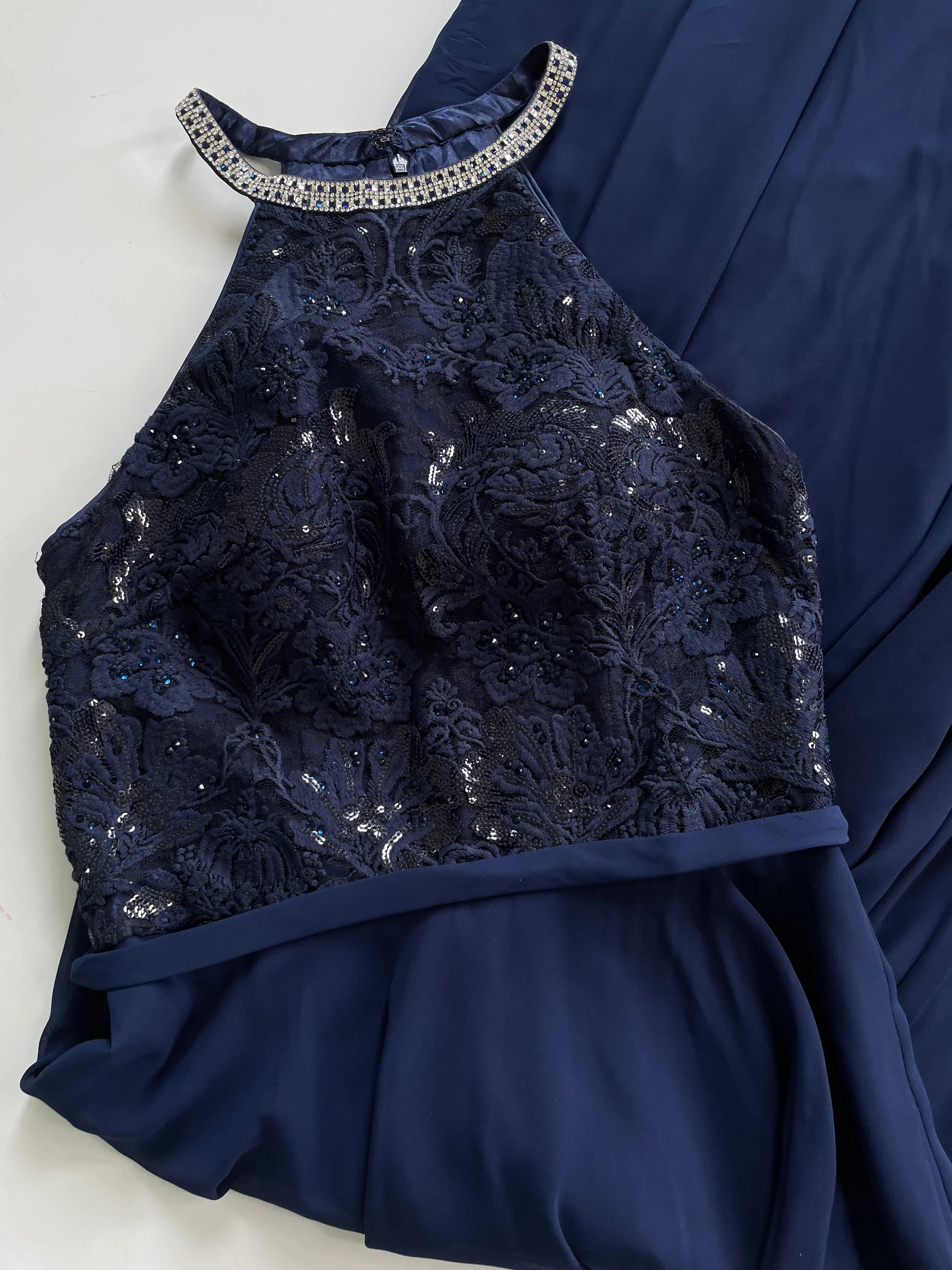 Dress-Bust 32 - Image 2
