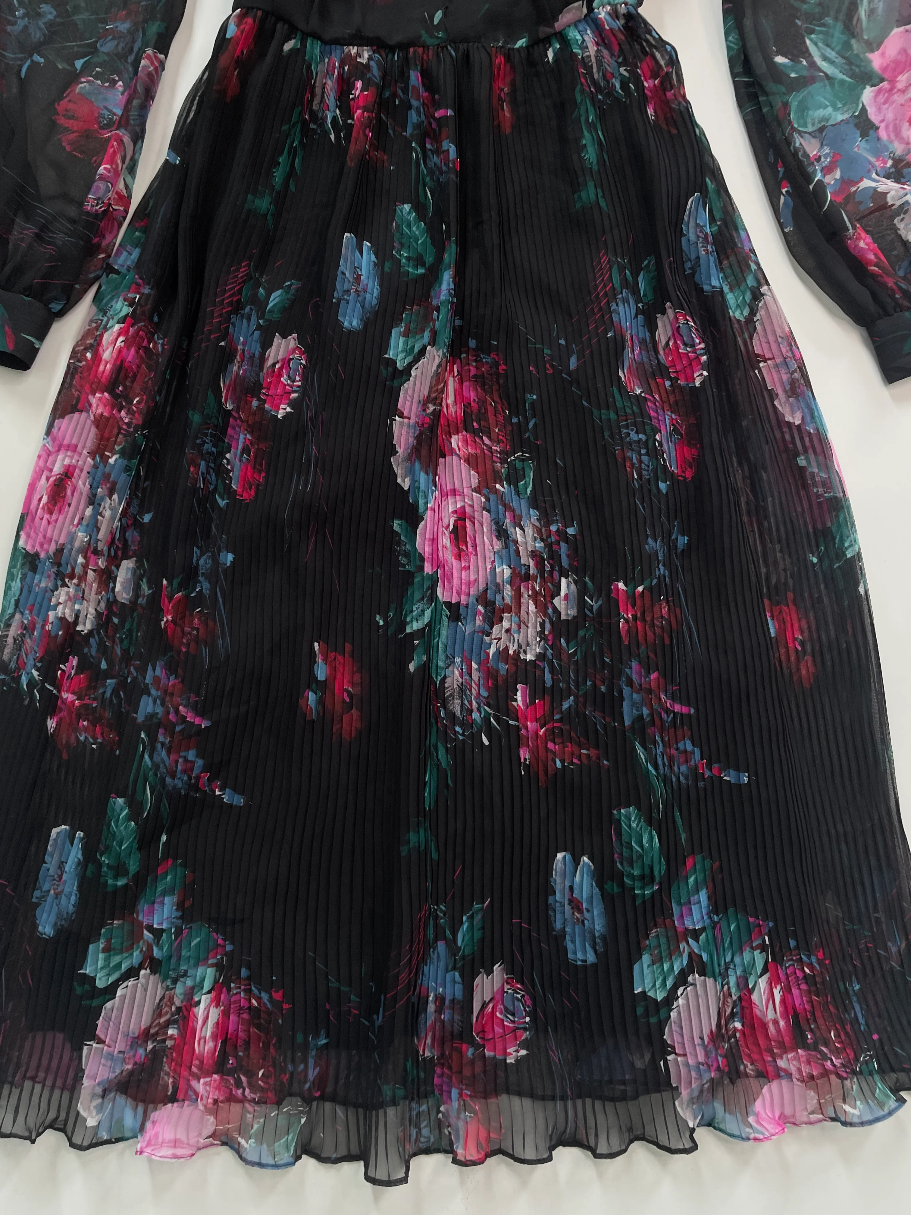 Dress-Bust 34 - Image 3