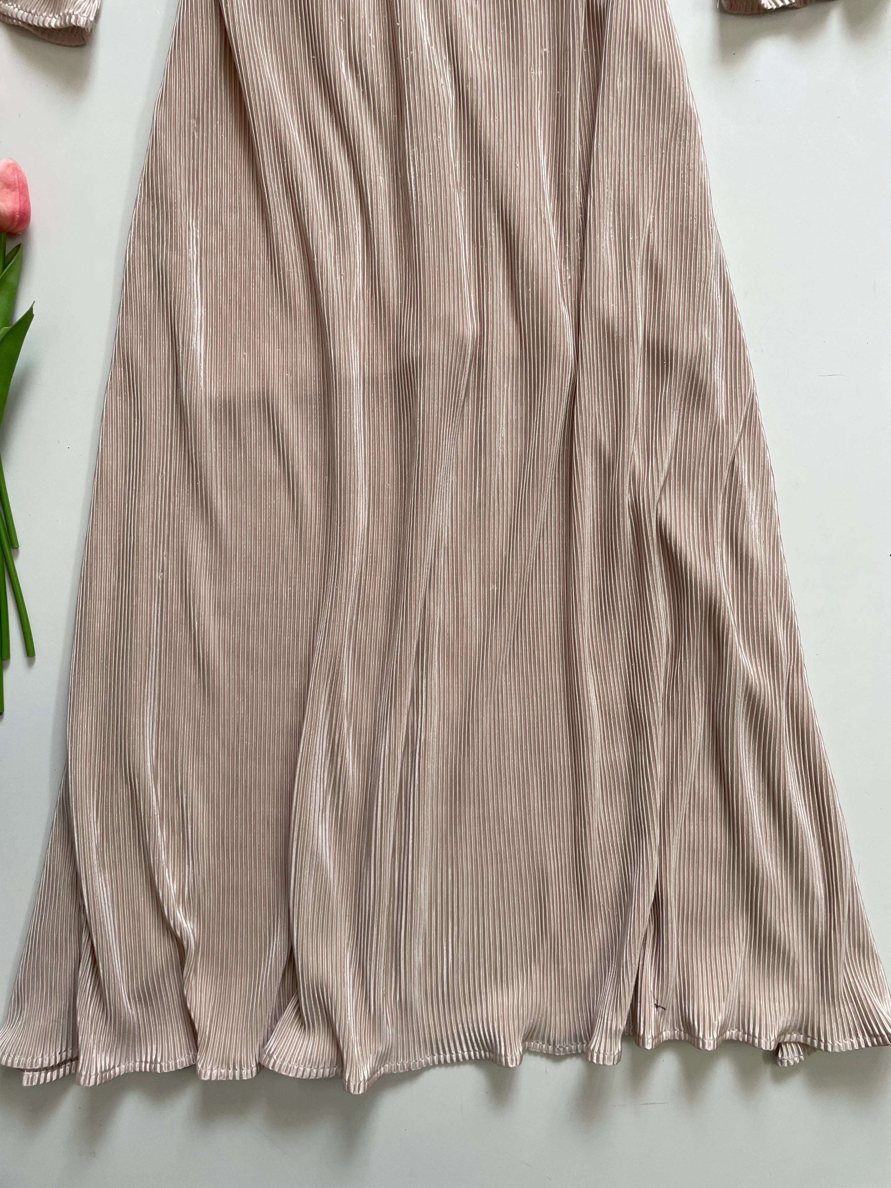 LUSH PLEATED COLD SHOULDER DRESS - BUST 32 TO 34 - Image 3