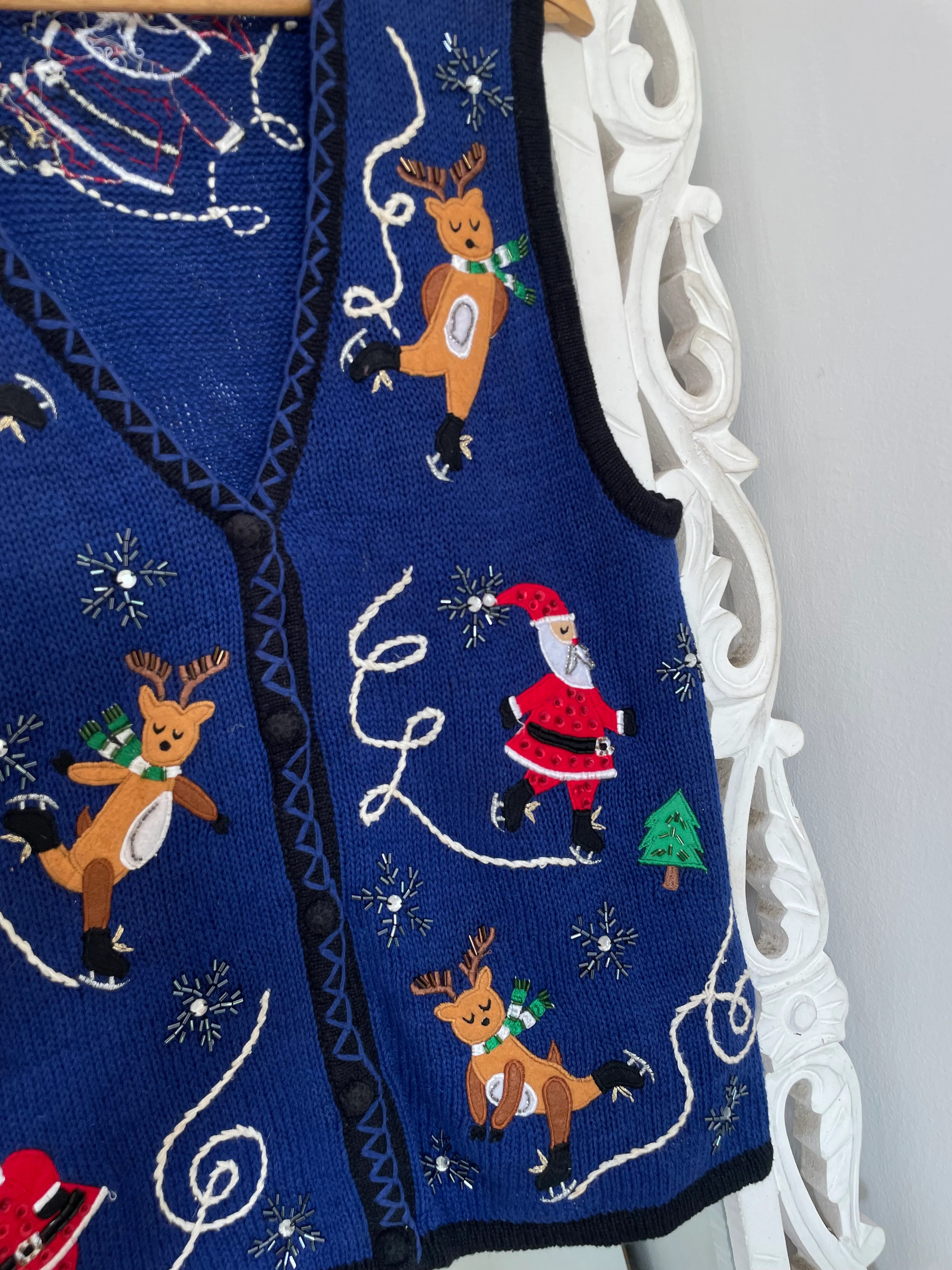 Bobbie Brooks Embroidered Christmas Sweater-Bust 38 - Image 3