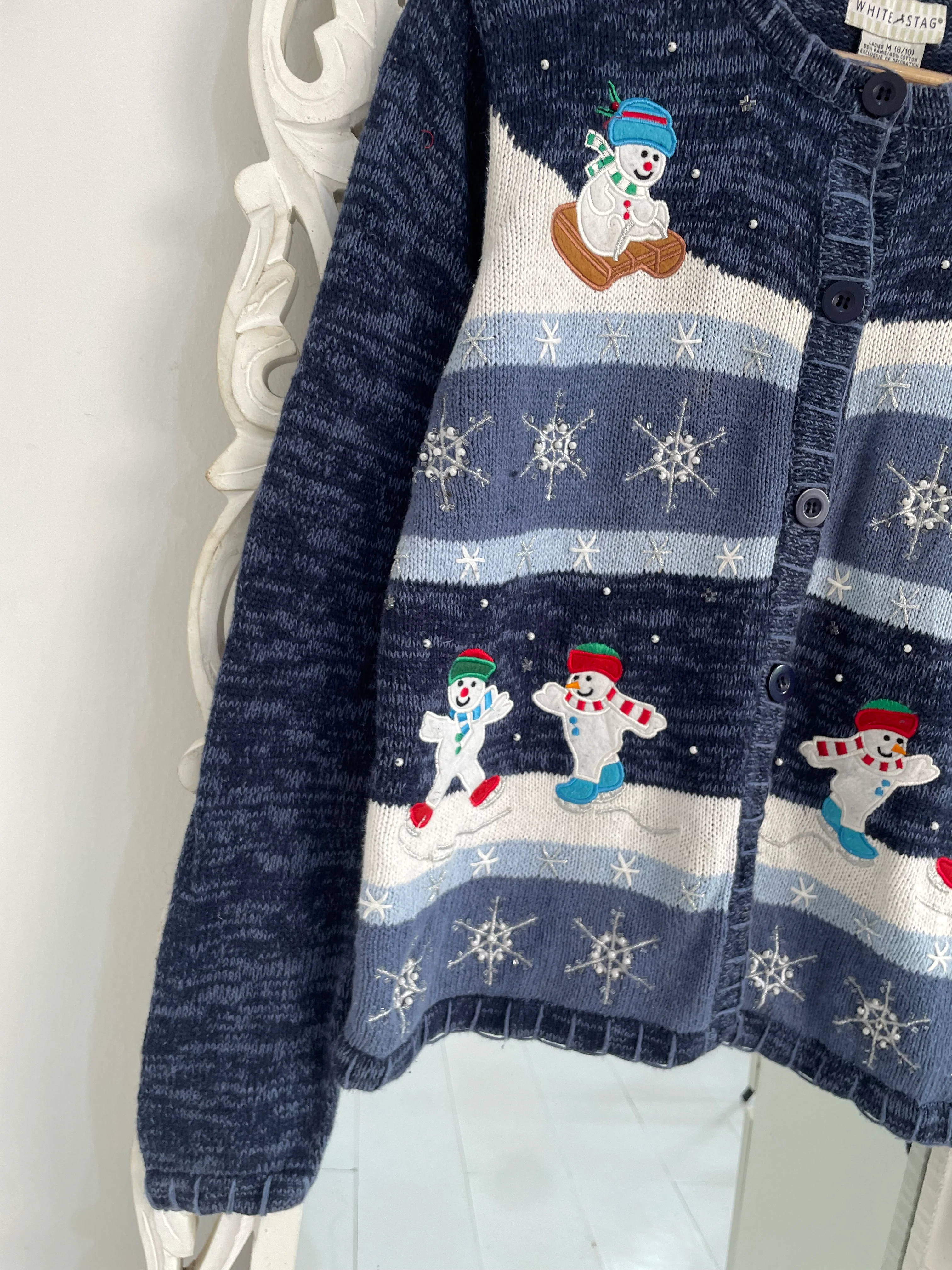 White Stag Embroidered Christmas Sweater-Bust 40 - Image 3