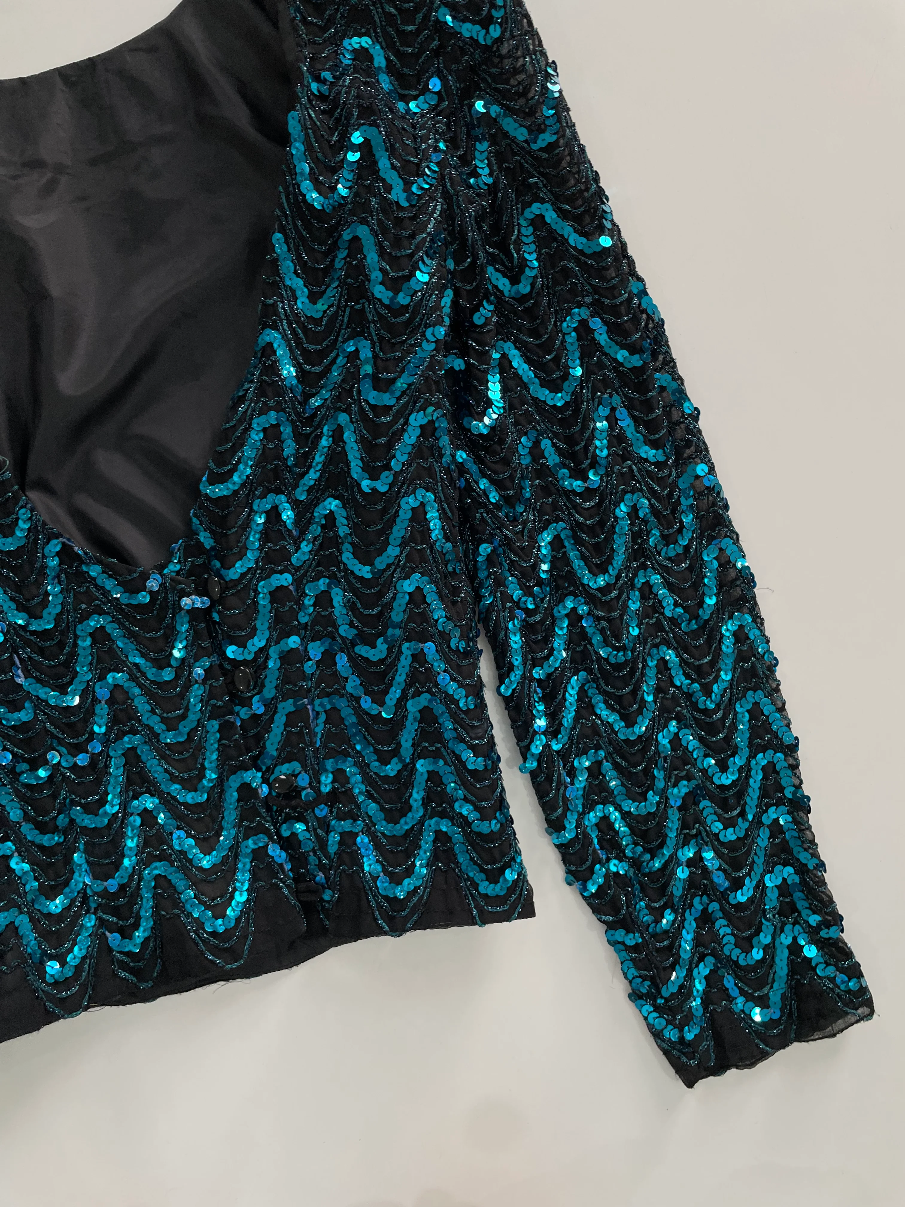 Plunge Neck Sequin Top-Bust 36 - Image 3