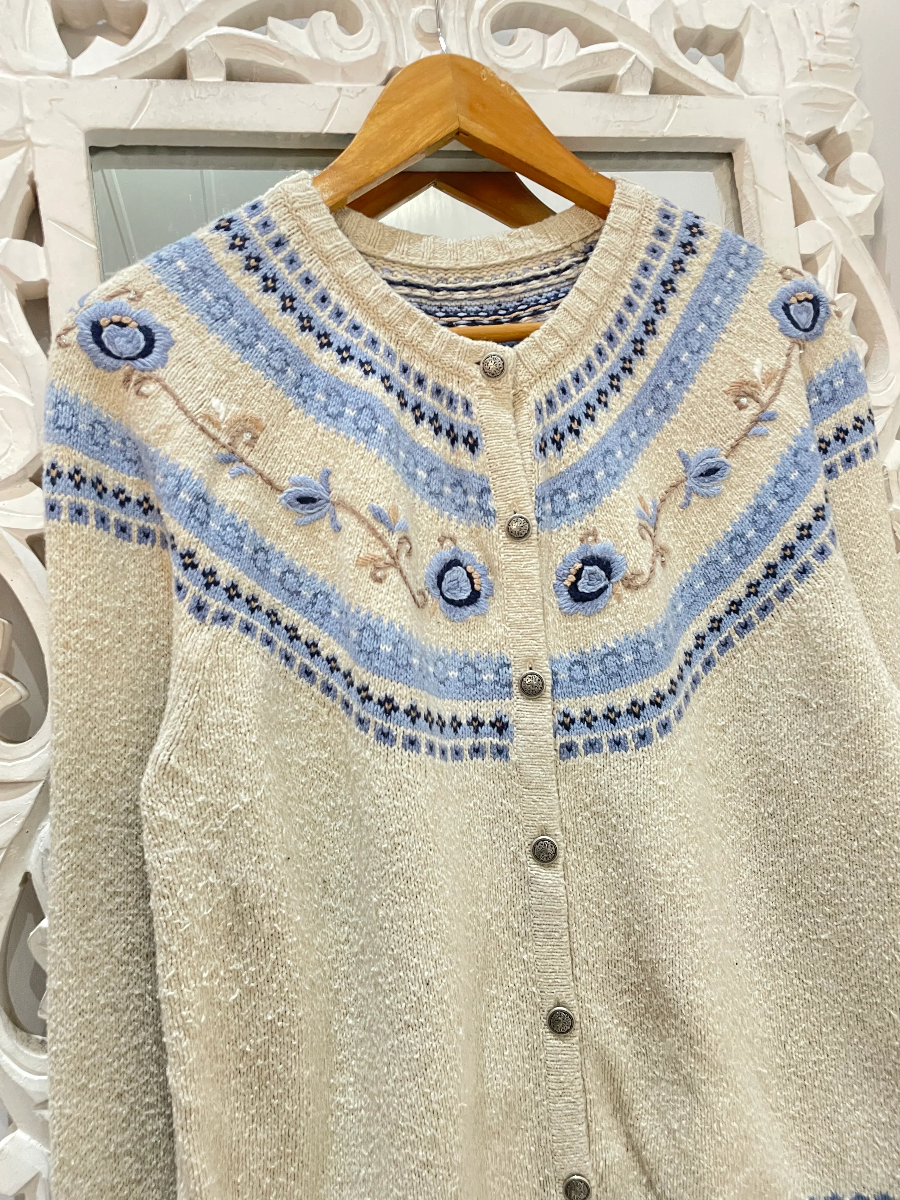 Embroidered Vintage Sweater-Bust 42 - Image 3