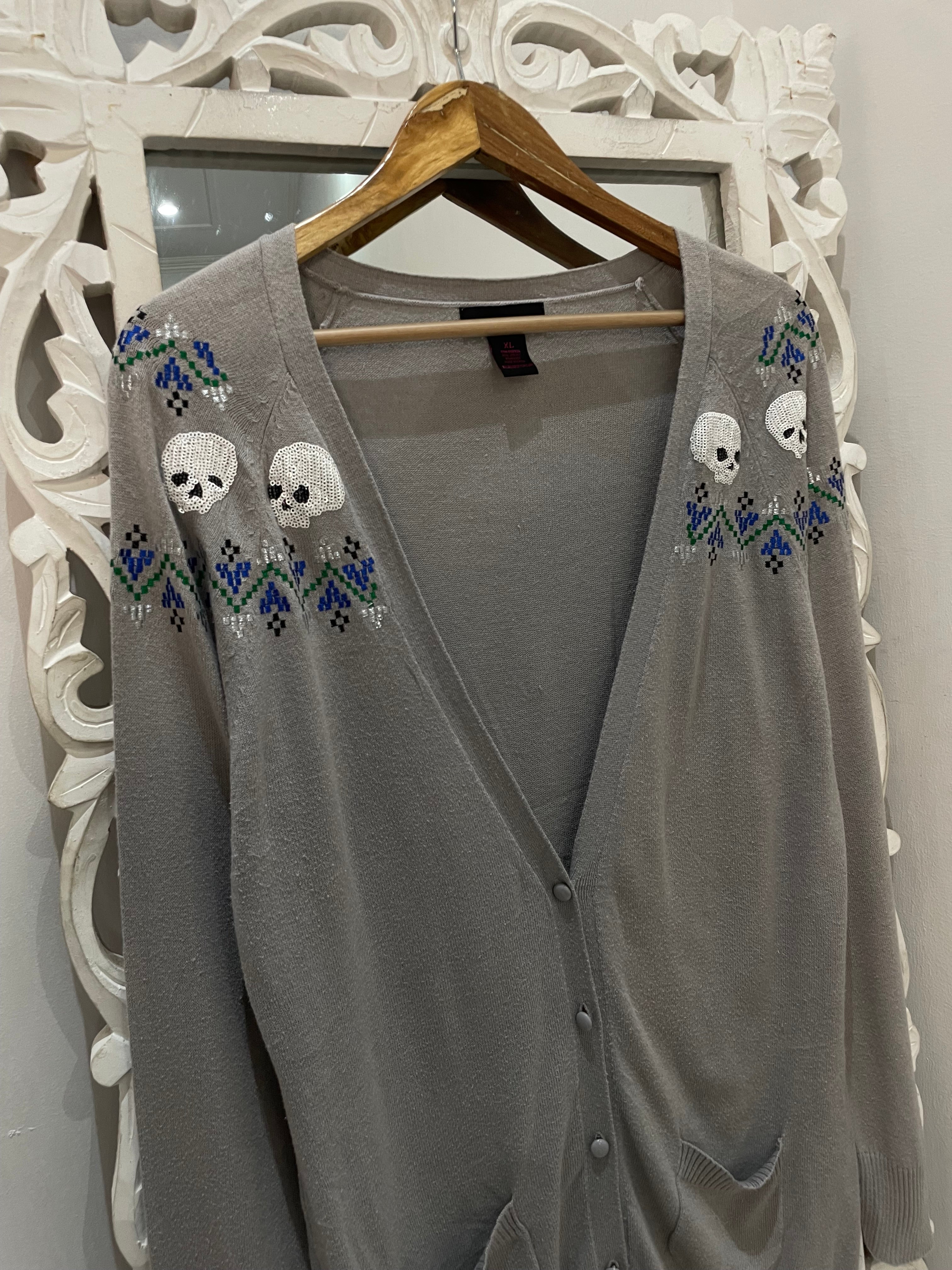 Embroidered Vintage Sweater-Bust 42 - Image 2