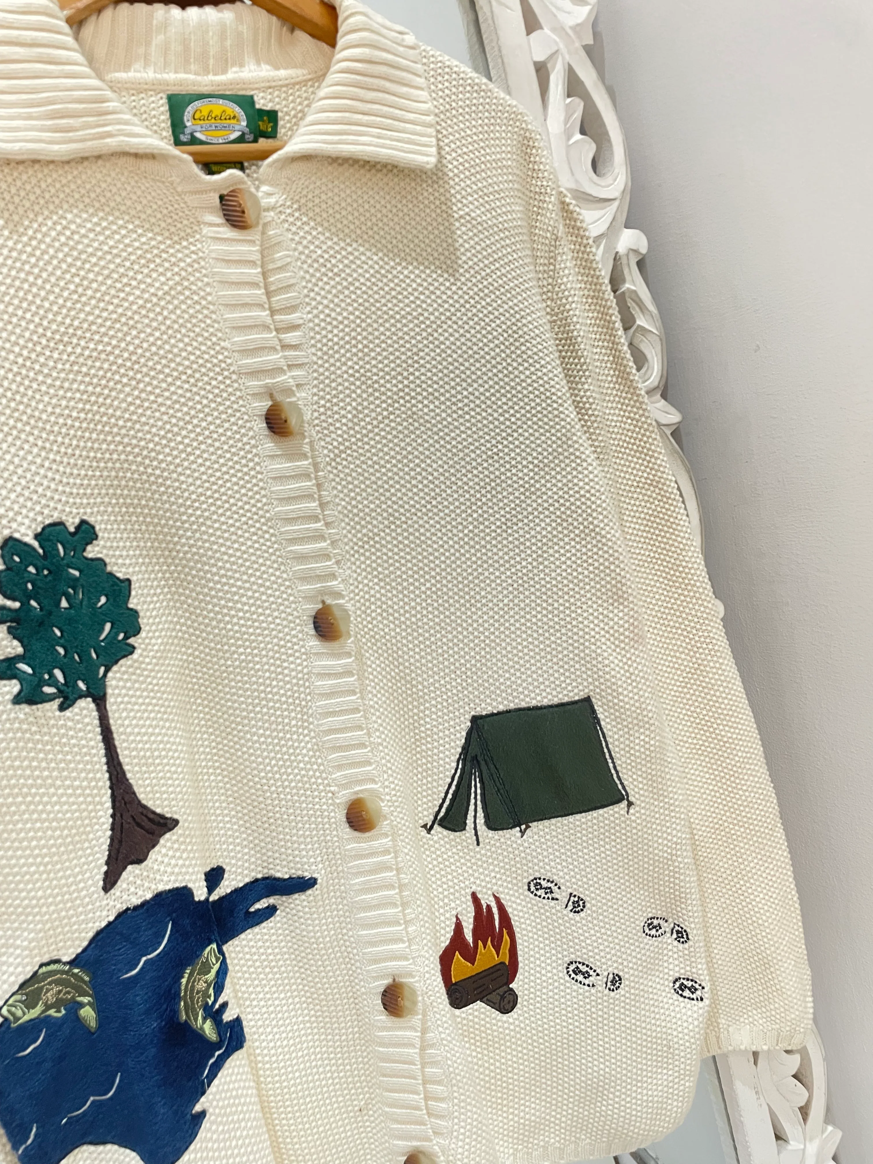 Embroidered Vintage Sweater-Bust 44 - Image 3