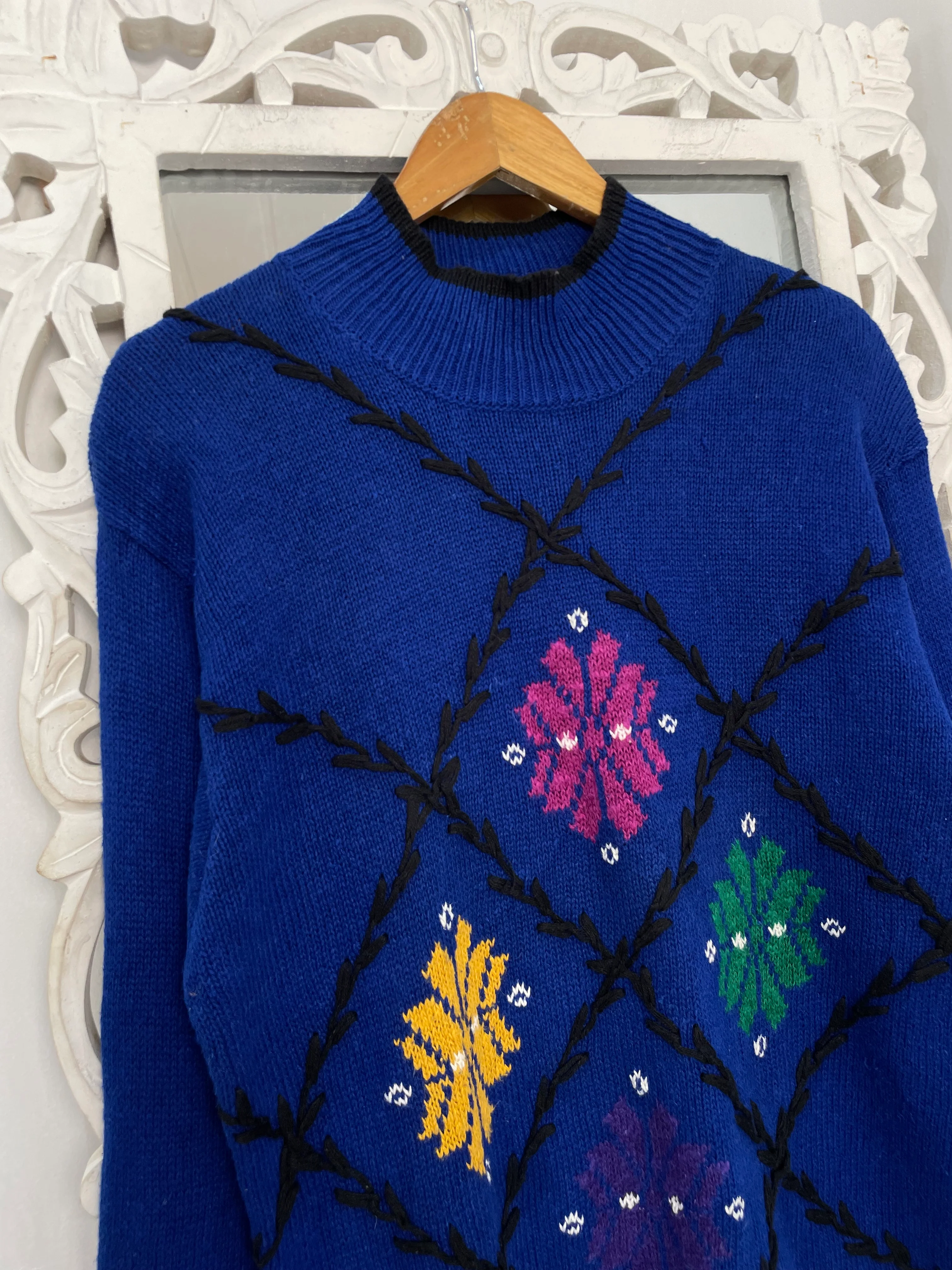 Embroidered Vintage Sweater-Bust 44 - Image 2