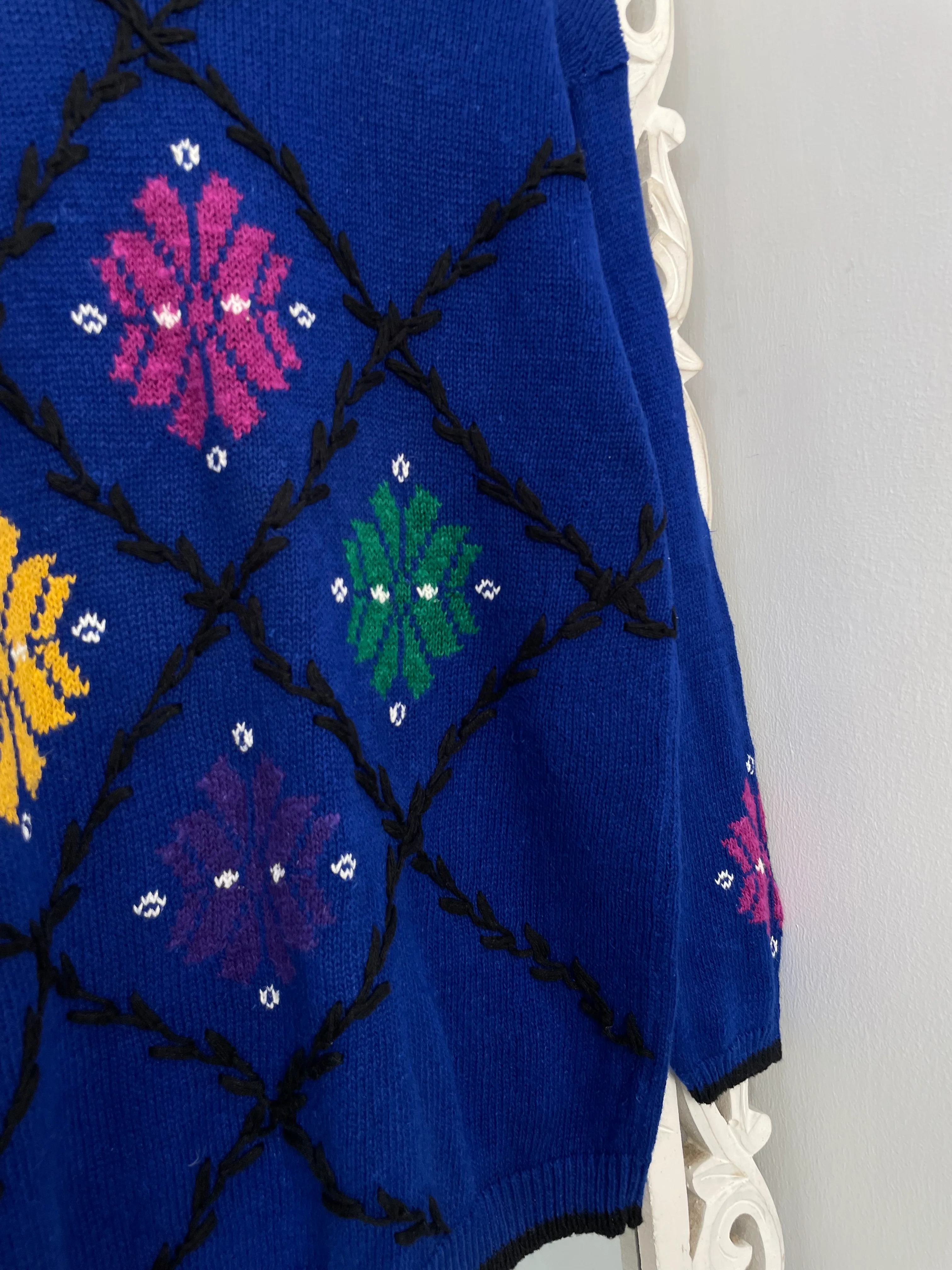 Embroidered Vintage Sweater-Bust 44 - Image 3