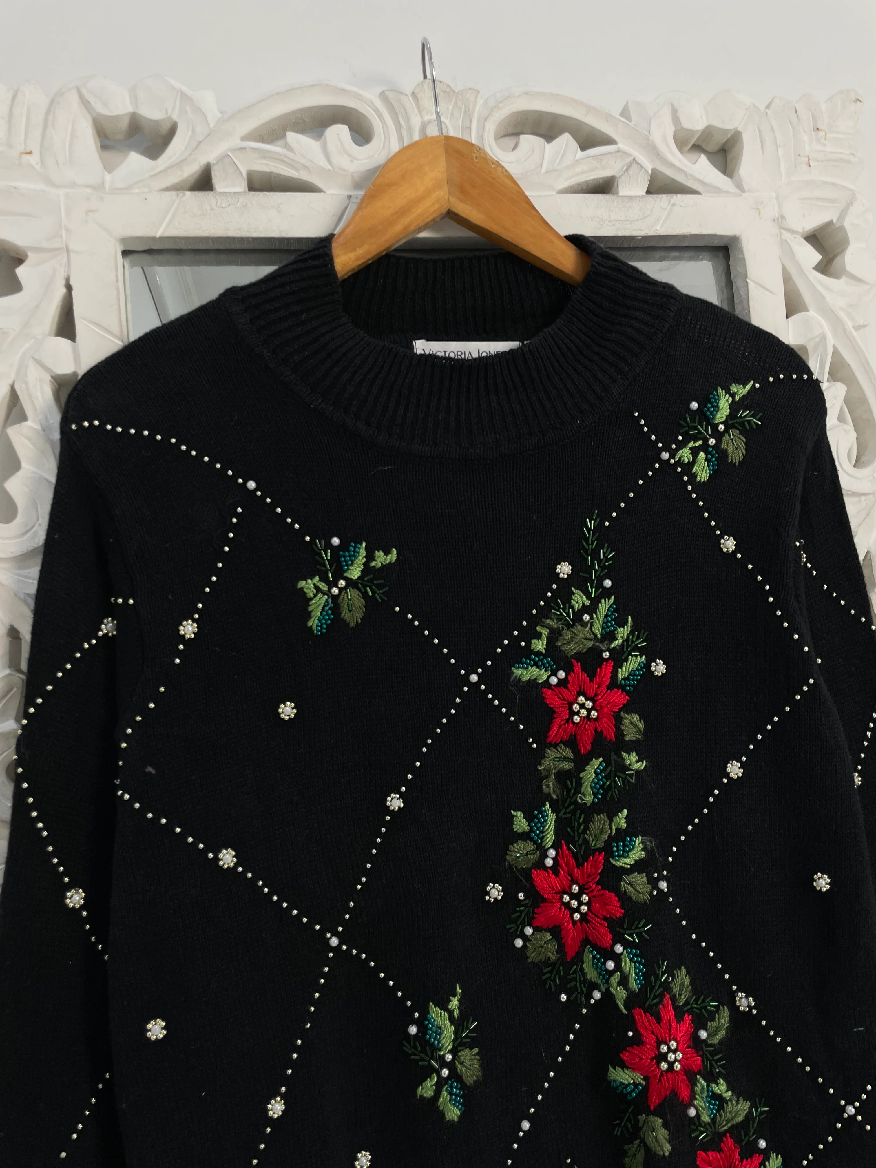 Embroidered Vintage Sweater-Bust 40 - Image 2