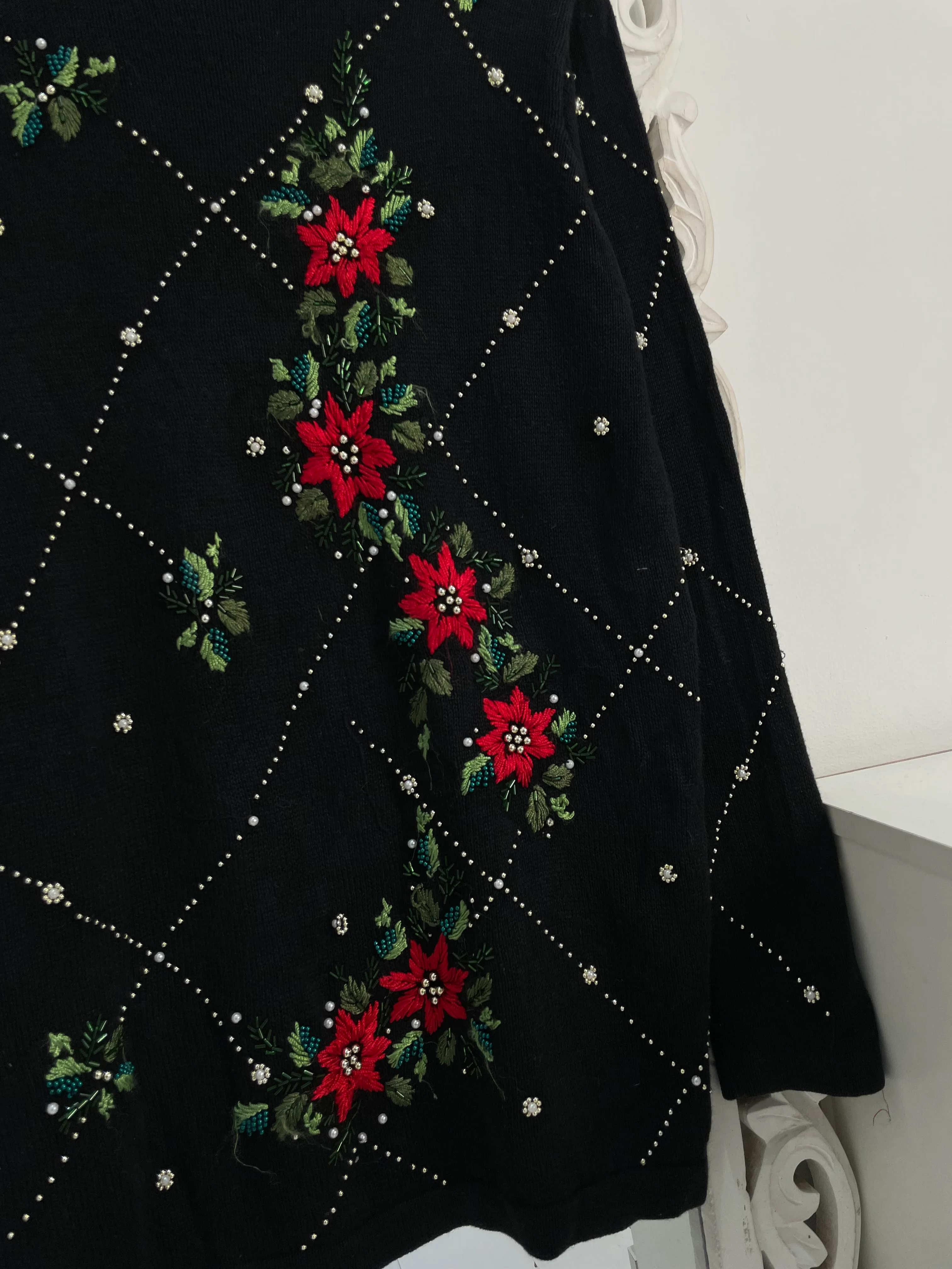 Embroidered Vintage Sweater-Bust 40 - Image 3