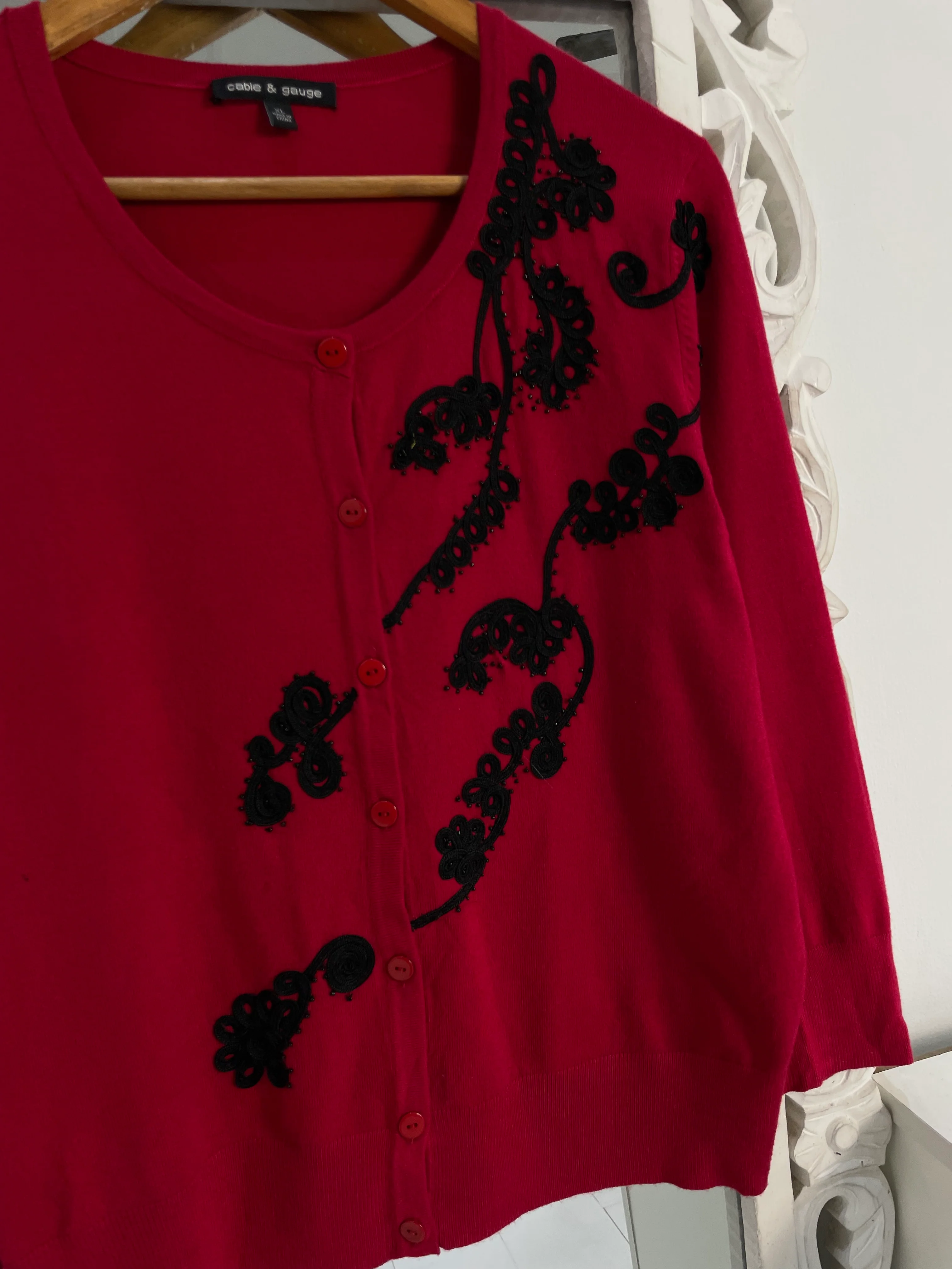 Cable & Gauge Embroidered Vintage Sweater-Bust 40 - Image 3