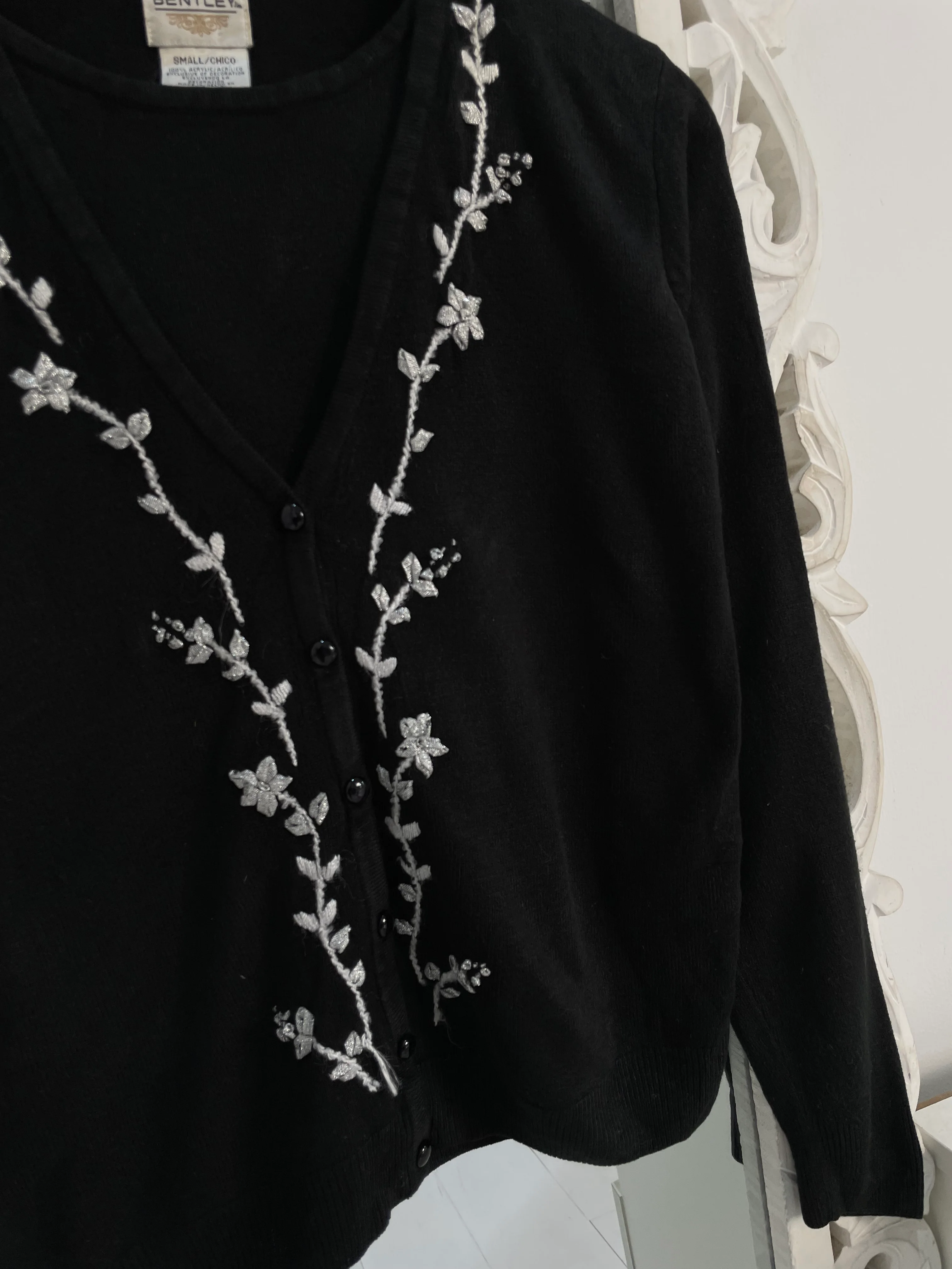 Bentley Embroidered Vintage Sweater-Bust 36 - Image 3