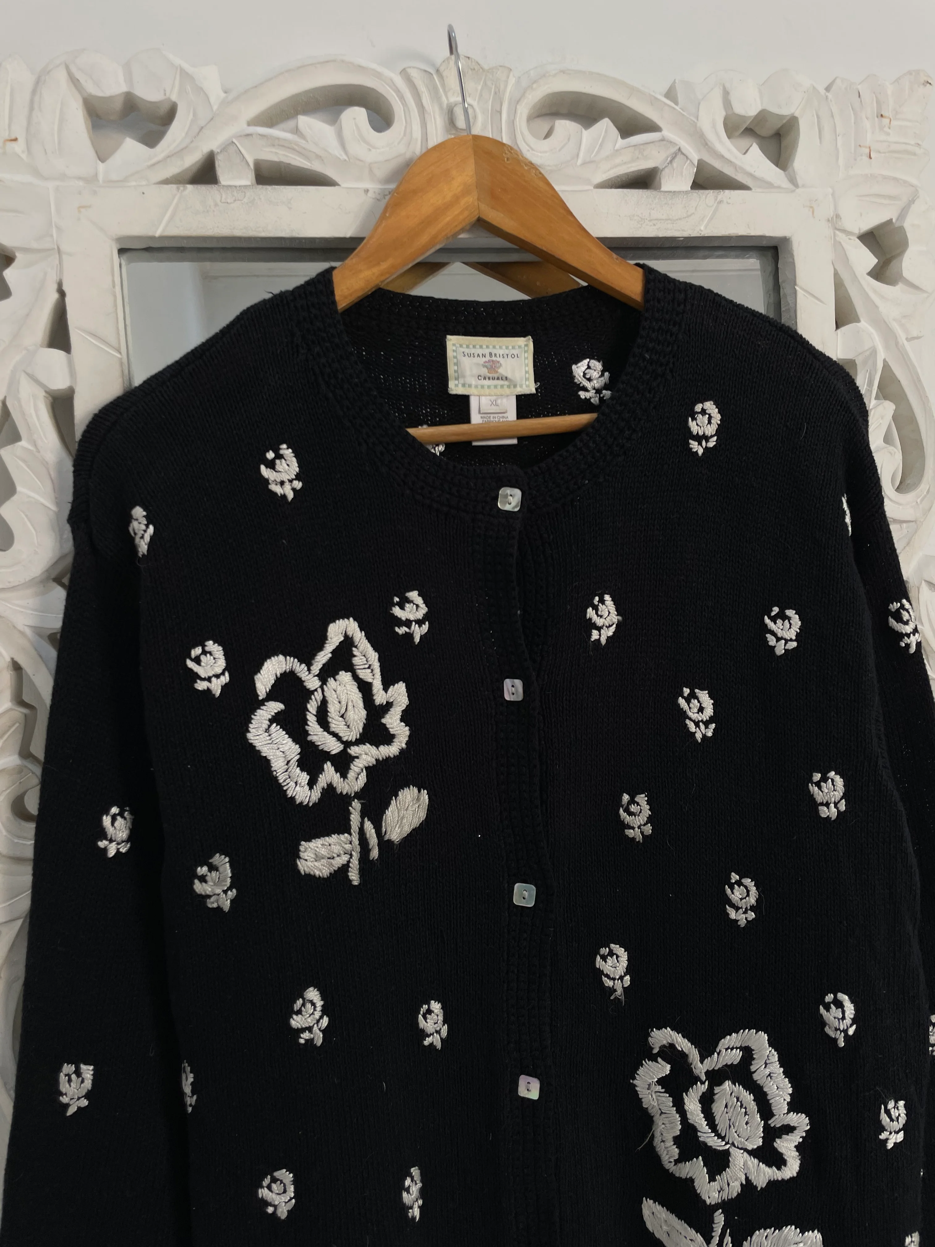 Susan Bristol Embroidered Vintage Sweater-Bust 44 - Image 2