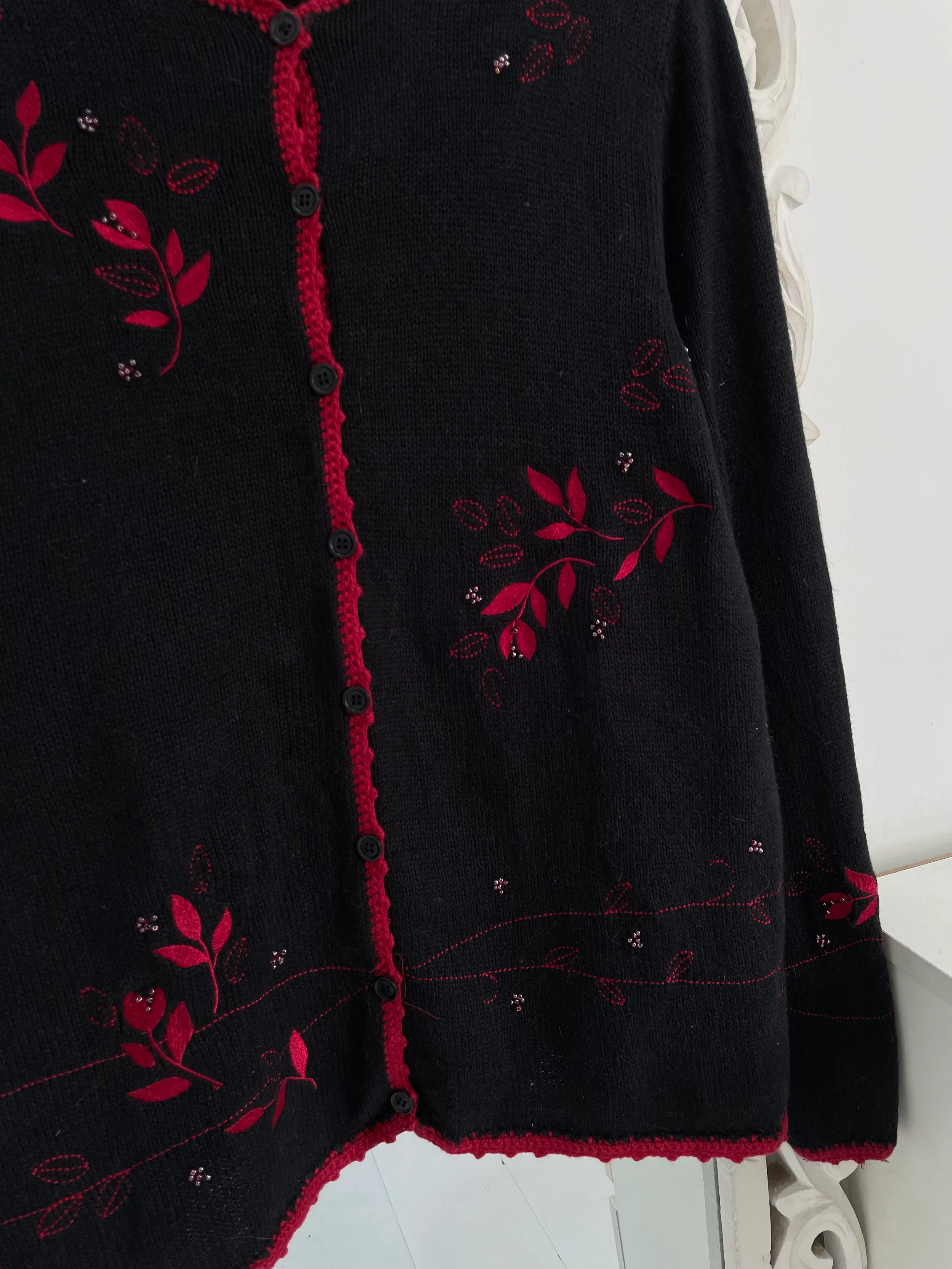 Christopher&banks Embroidered Vintage Sweater-Bust 44 - Image 3