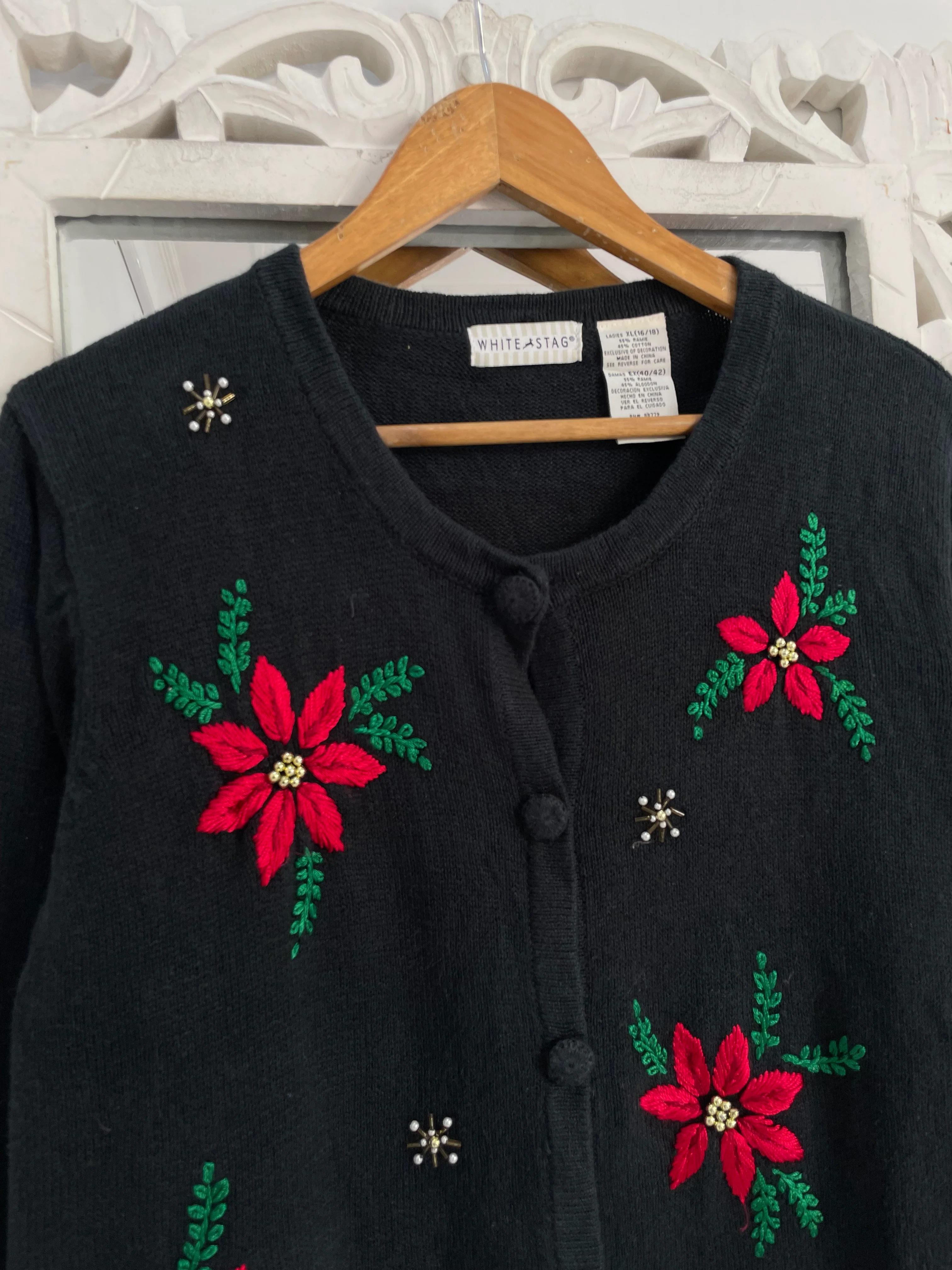 White Stag Embroidered Vintage Sweater-Bust 46 - Image 2