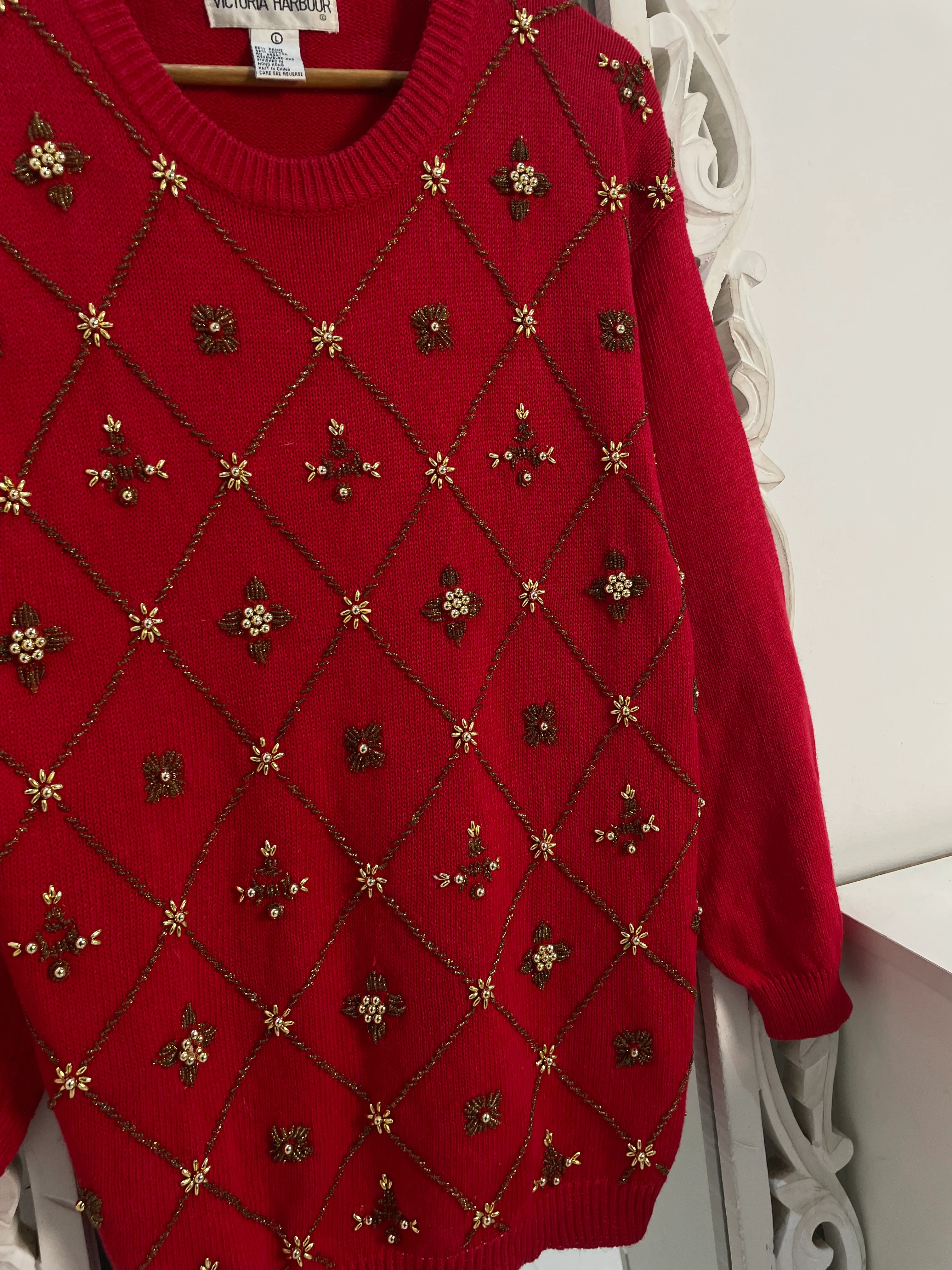 Victoria Harbour Embroidered Vintage Sweater-Bust 40 - Image 3