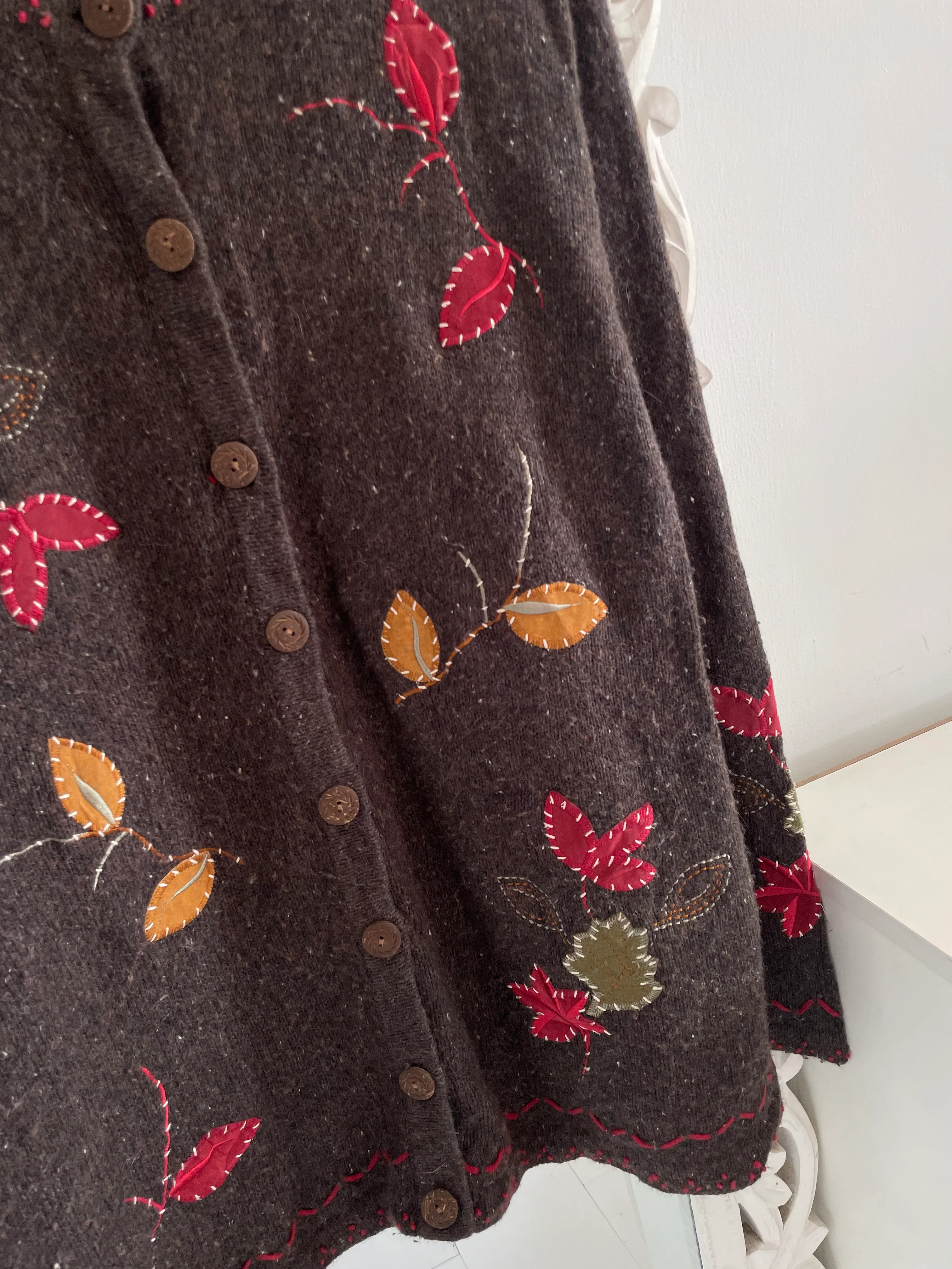 Holiday Lodge Embroidered Vintage Sweater-Bust 50 - Image 3