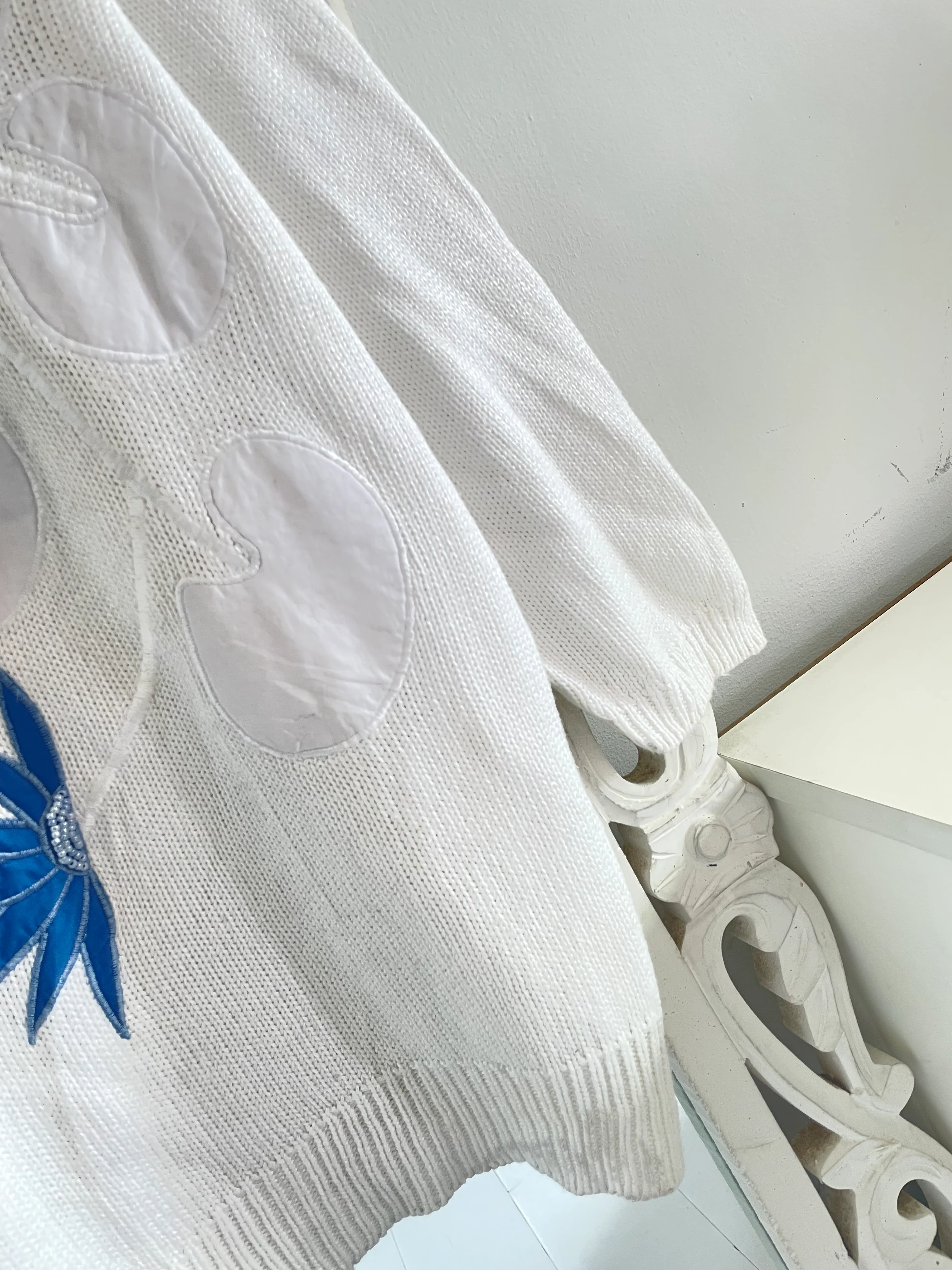 Kabri Embroidered Vintage Sweater-Bust 46 - Image 3