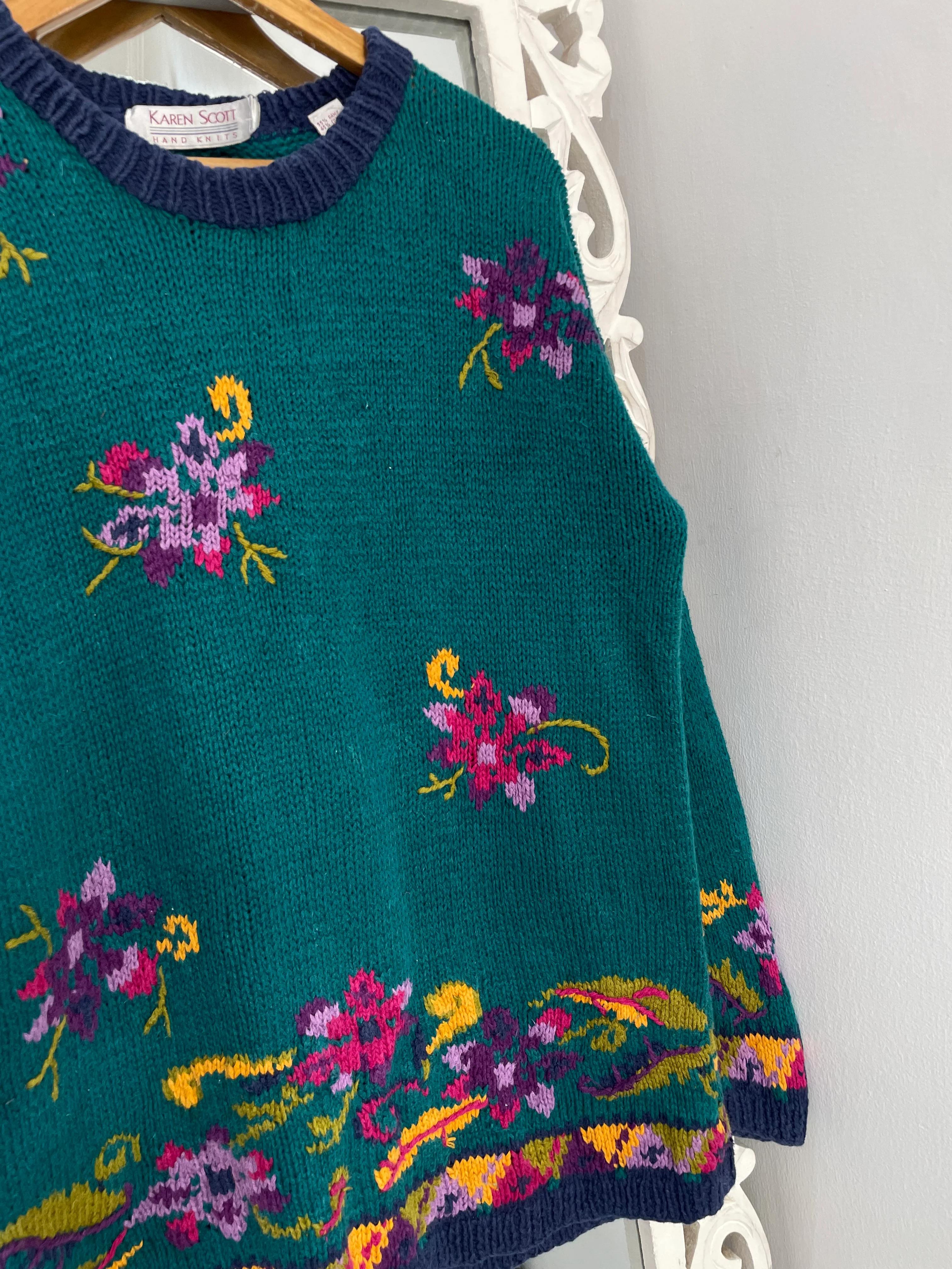 Karen Scott Embroidered Vintage Sweater-Bust 42 - Image 3