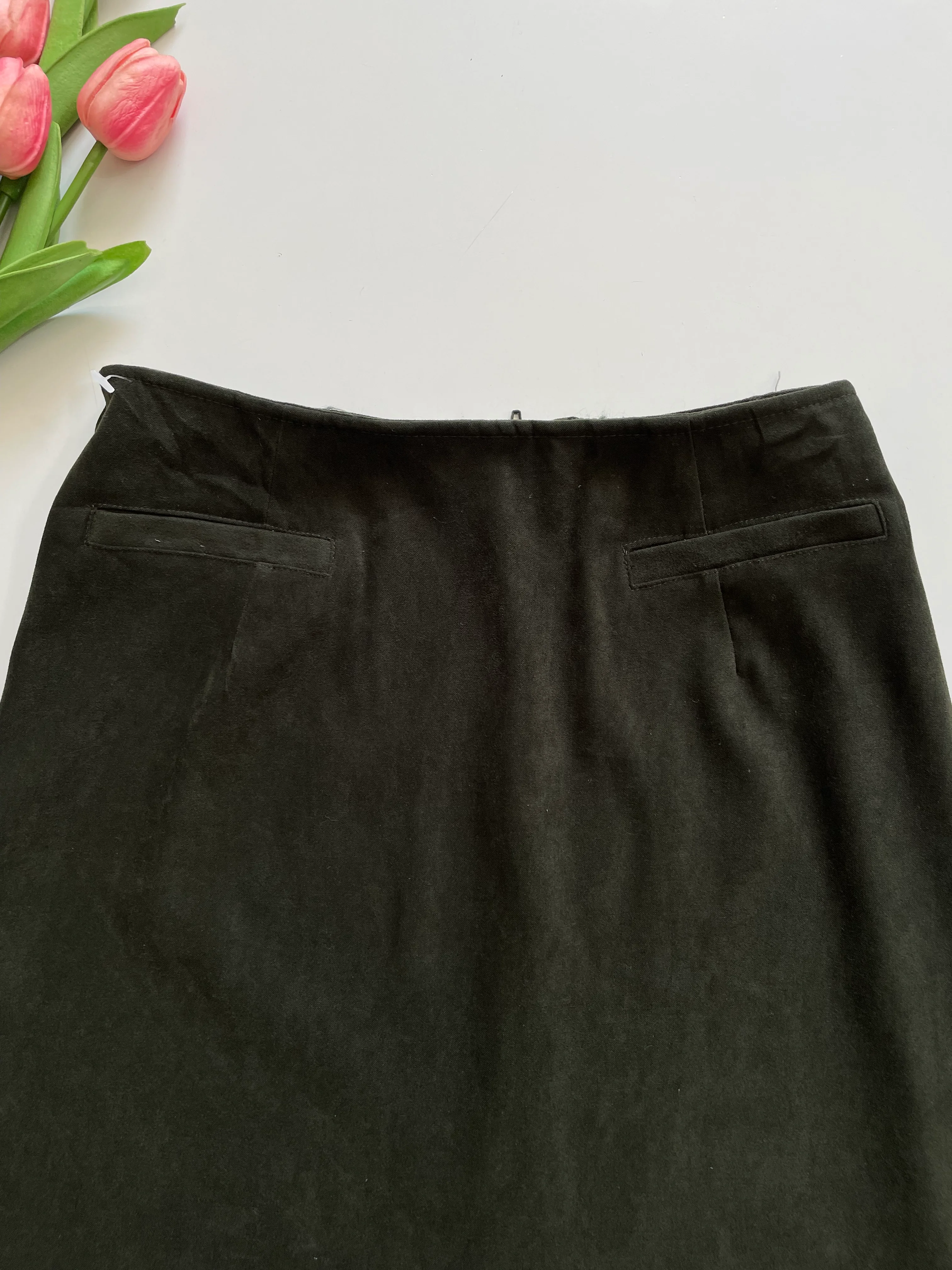 EXPRESS SUEDE SKIRT - WAIST 26 - Image 2