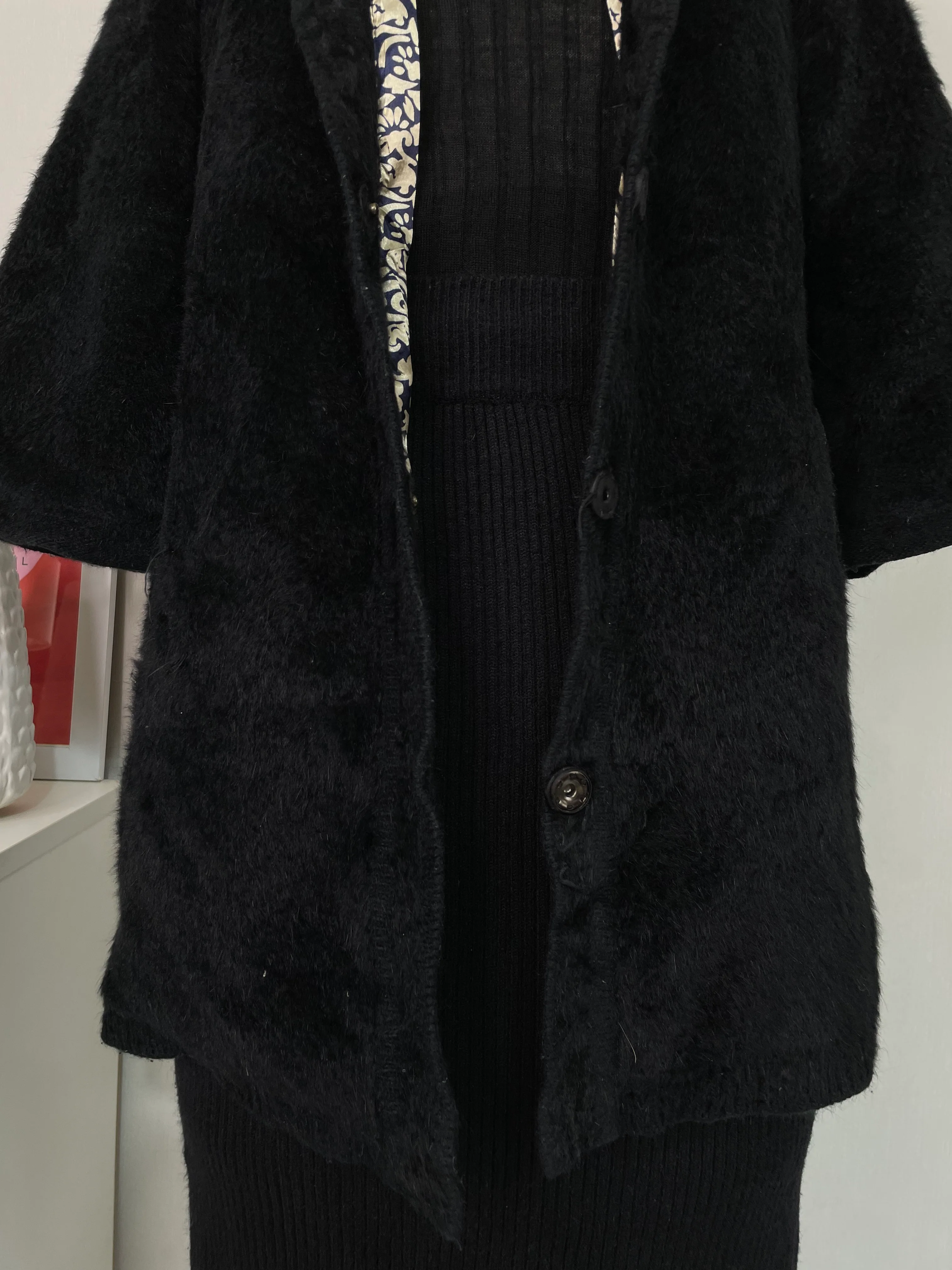 Black Fur Coat-Bust 34 - Image 3