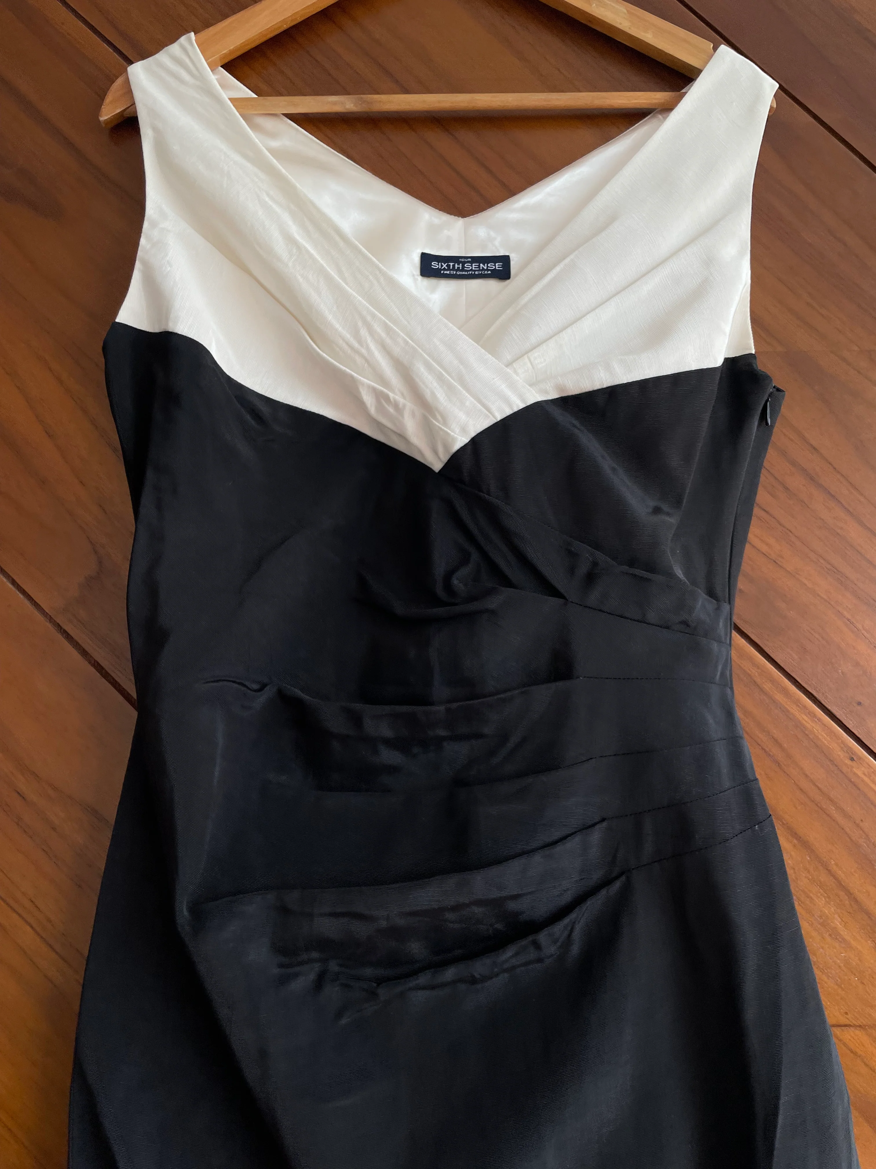 Sixth Sense Dress-Bust 38 - Image 2