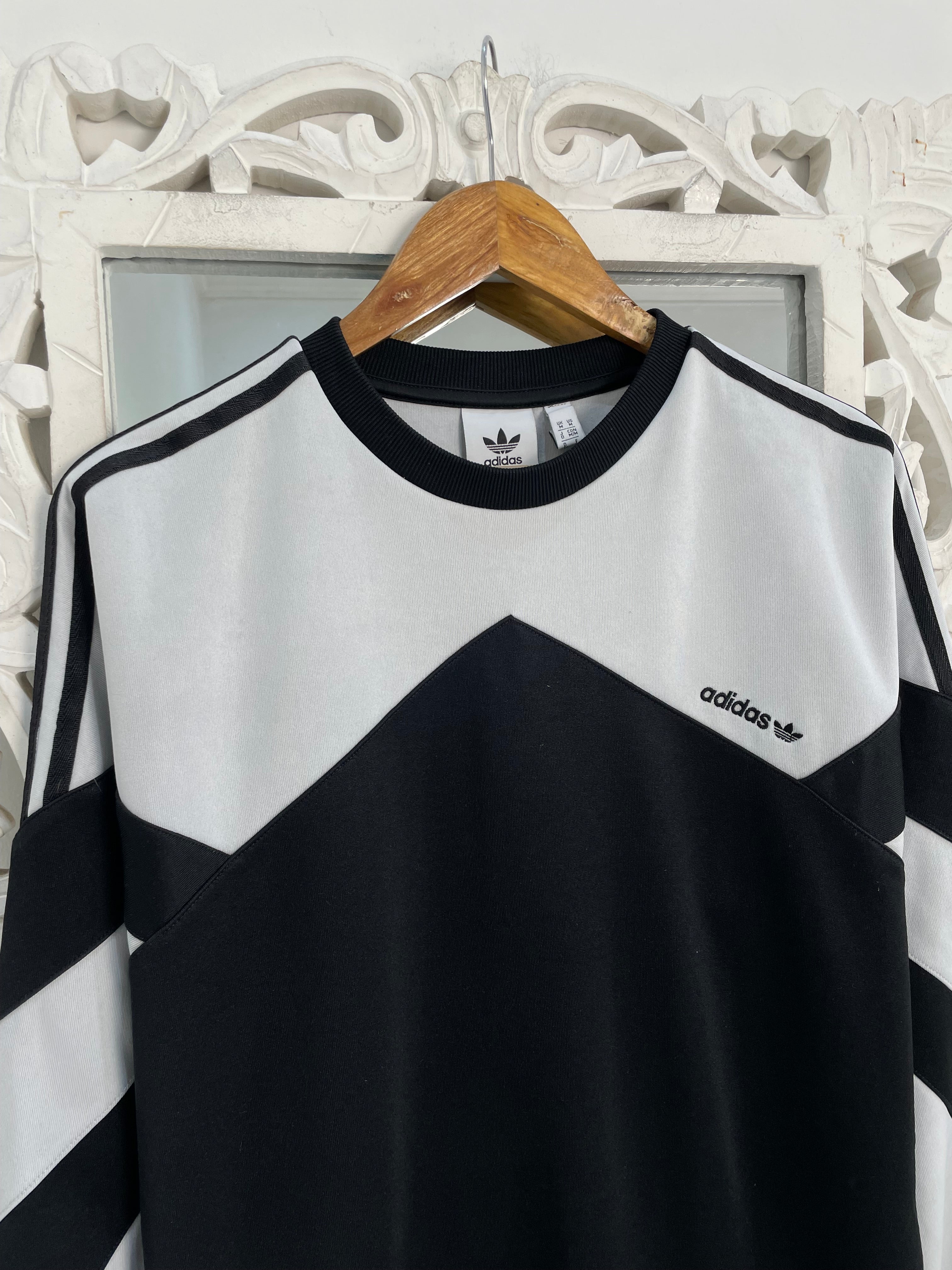 Adidas Sweatshirt-Chest 44 - Image 2