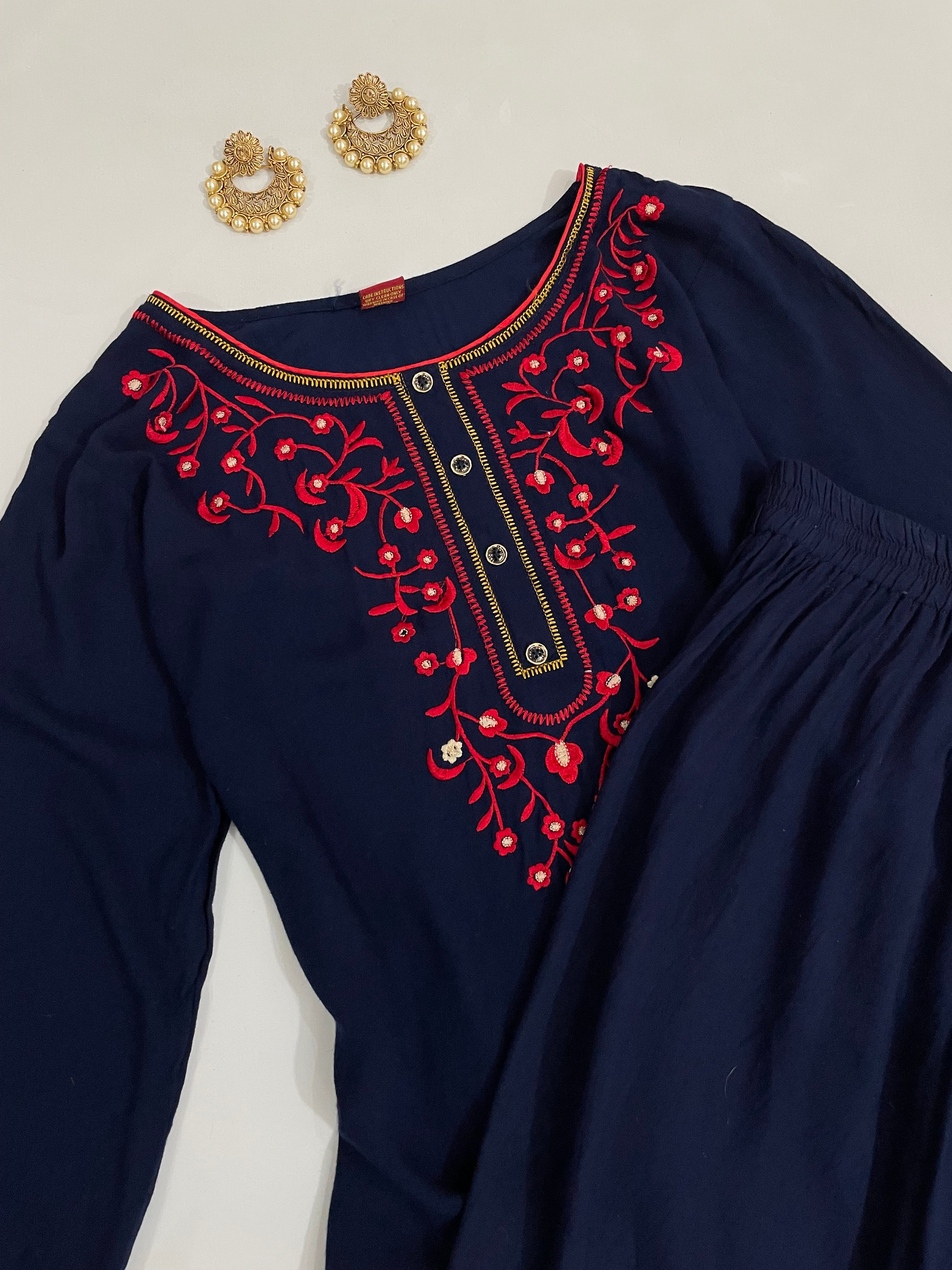 Embroidered Kurta-Bust 36 Waist 28 to 34 - Image 2