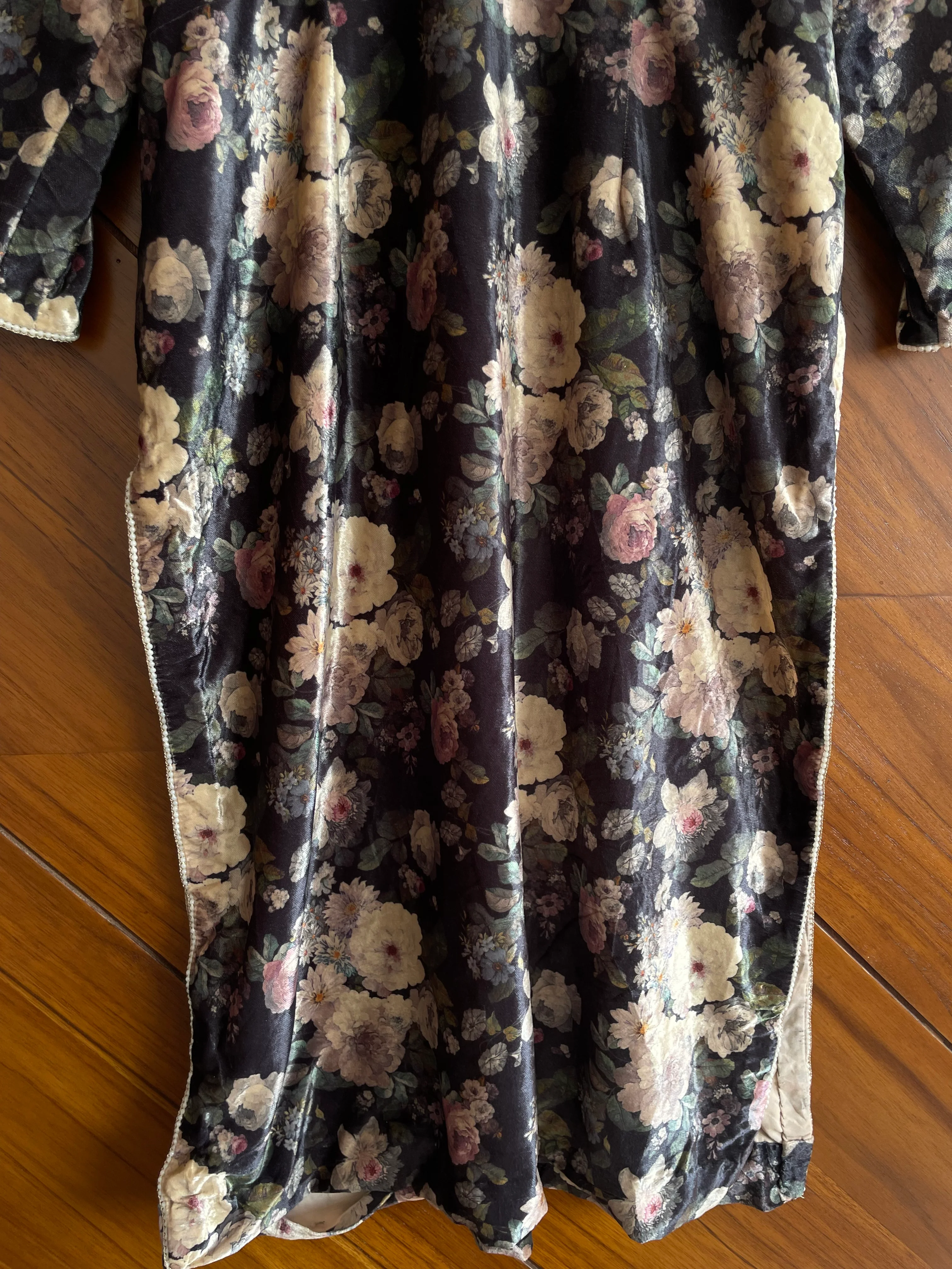 Floral Soft Velvet Kurta-Bust 40 - Image 3
