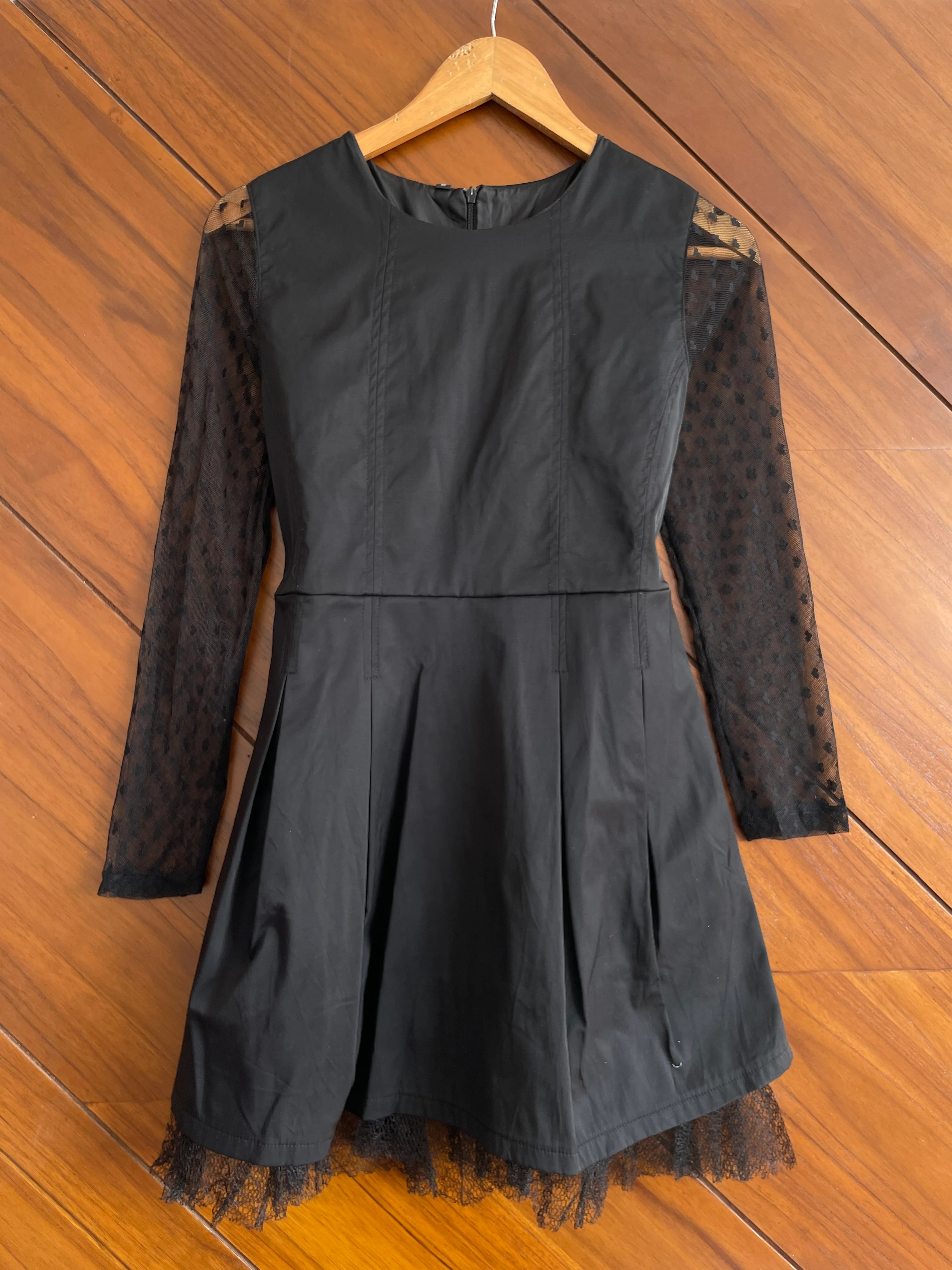 Black Lace Sleeve Dress-Bust 34