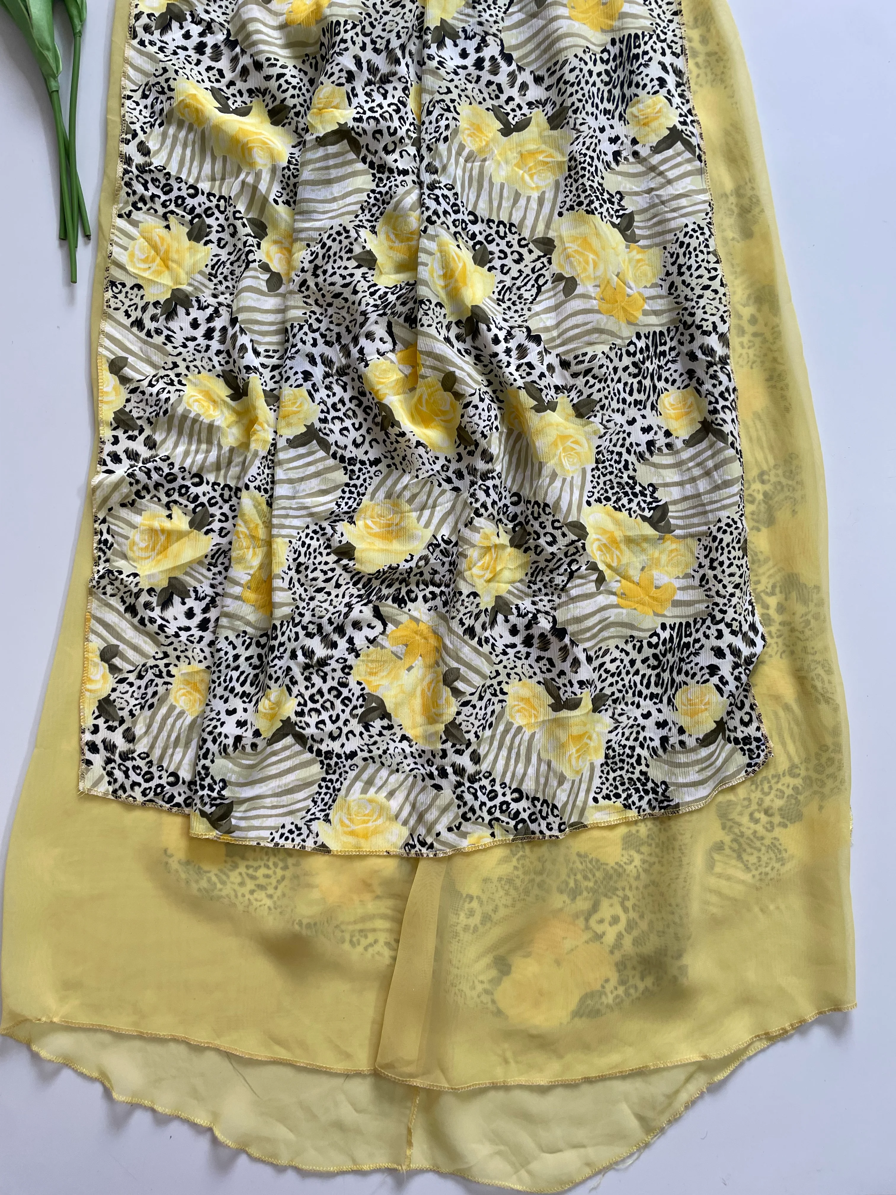 LIME FLORAL PRINTED DRESS - BUST 46 to 50 - Image 3