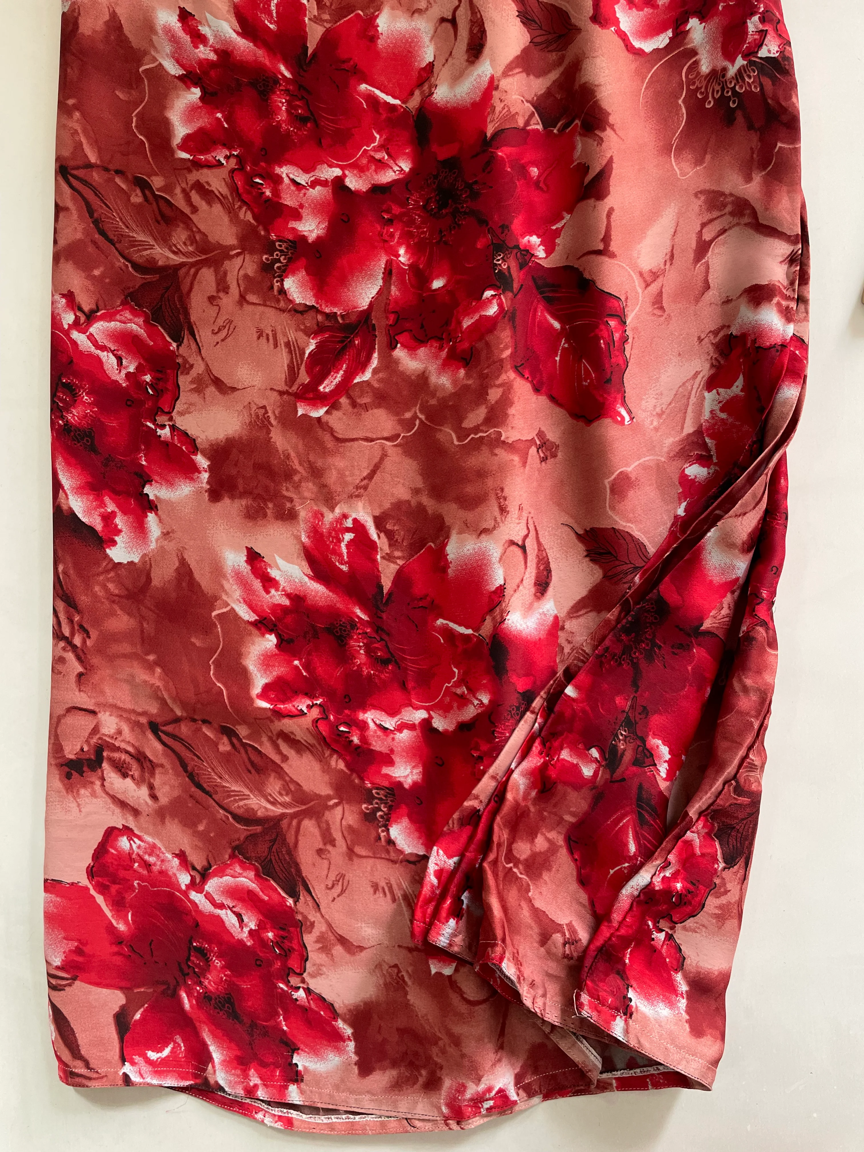 Long Skirt-Waist 24 to 28 - Image 3