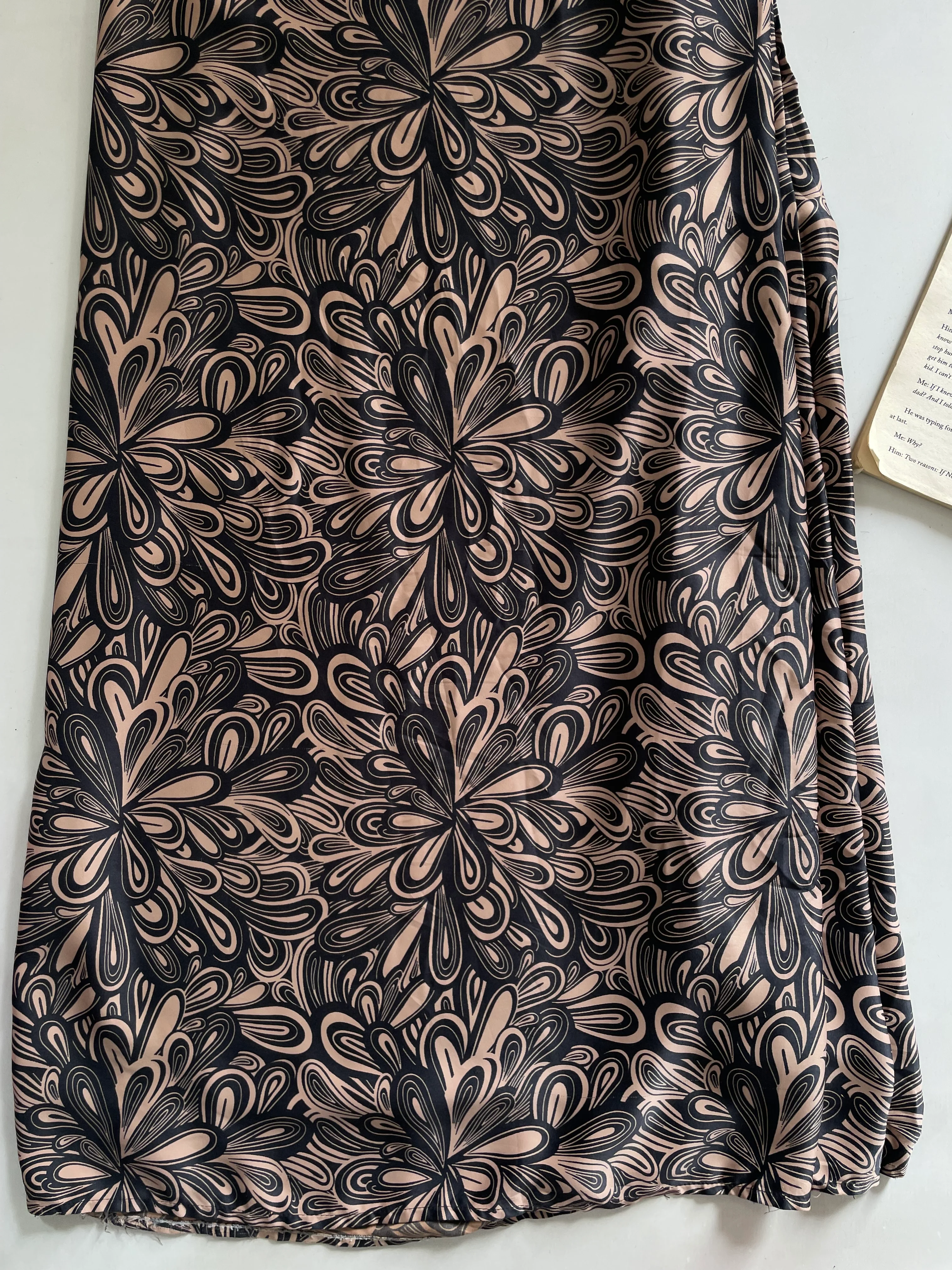 Long Skirt-Waist 26 to 30 - Image 2