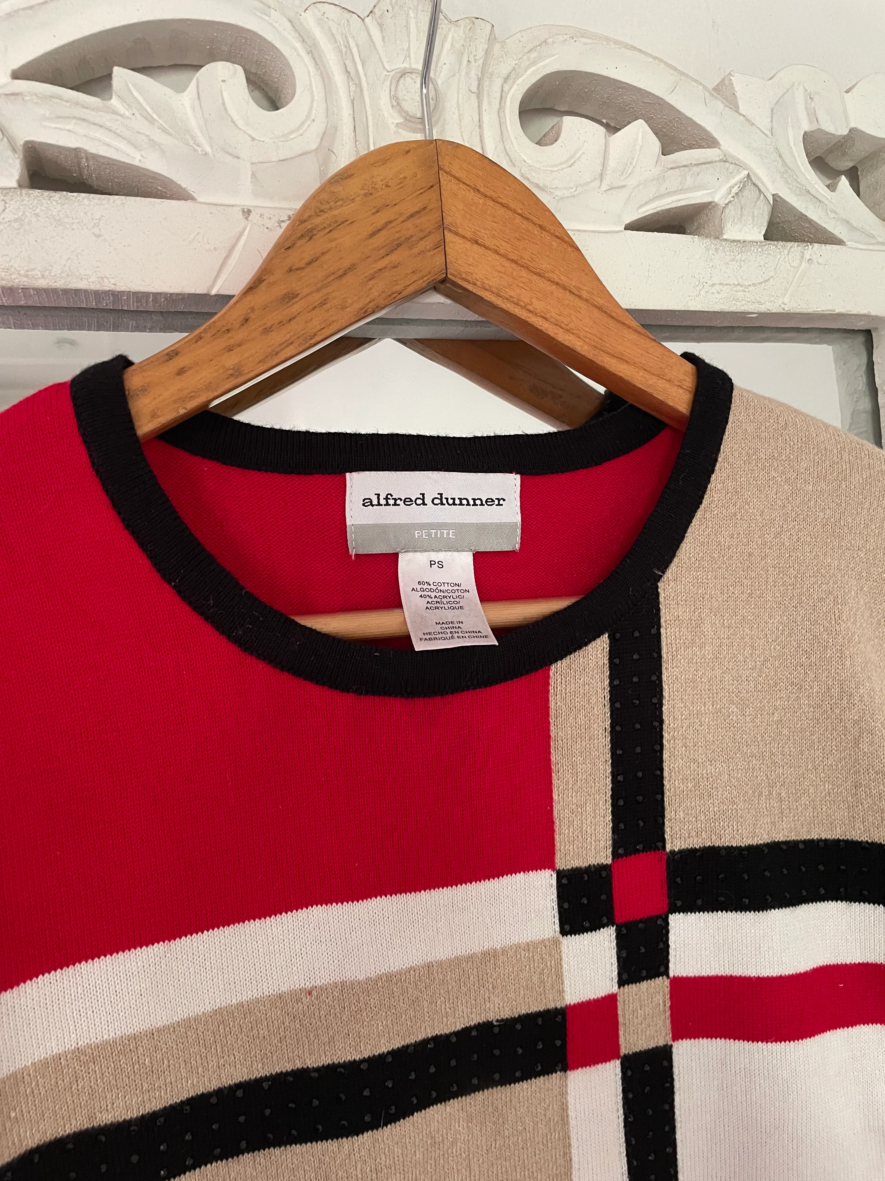 Alfred Dunner Pre Winter Top-Bust 38 to 42 - Image 2