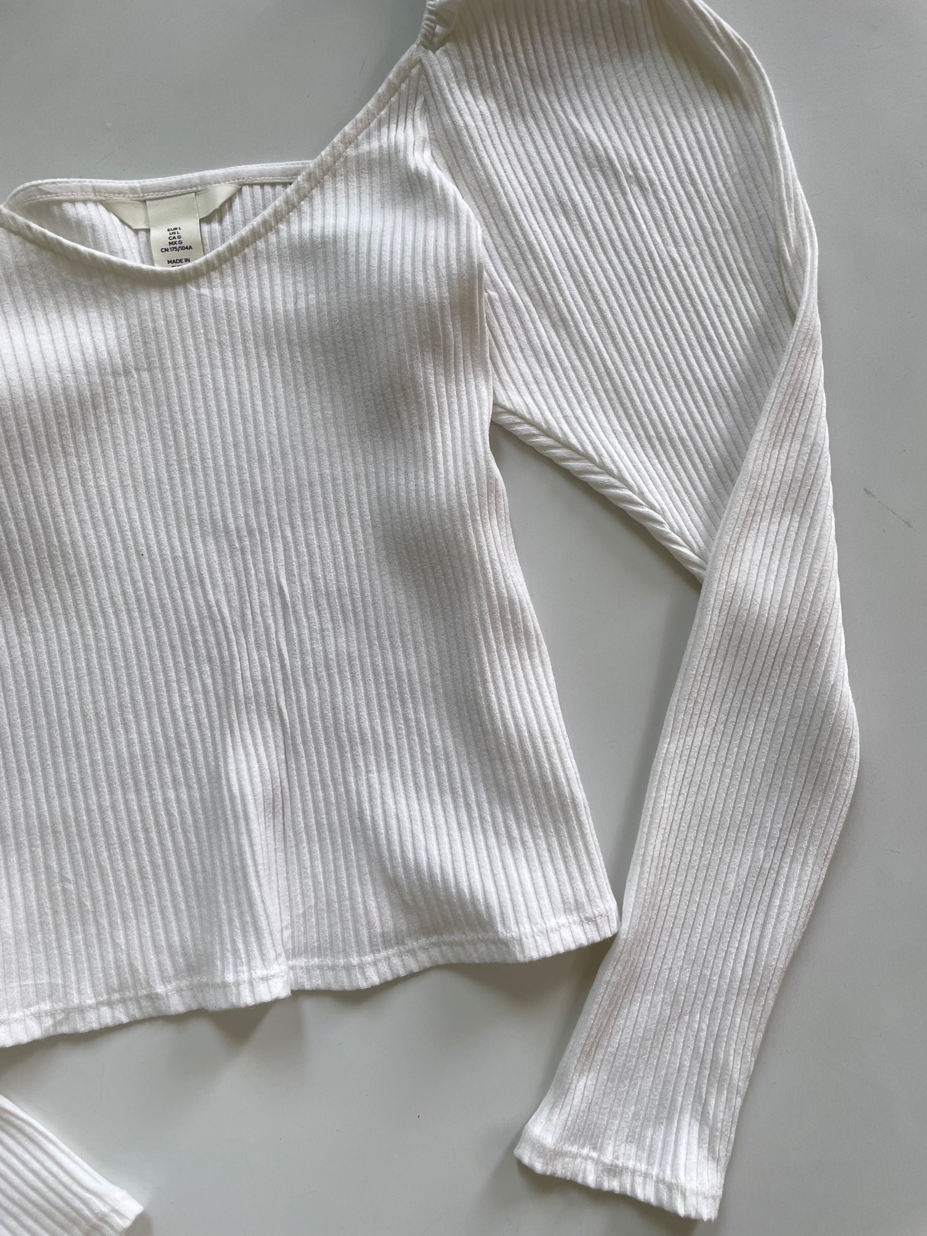 H&m Pre Winter Top-Bust 32 to 36 - Image 3