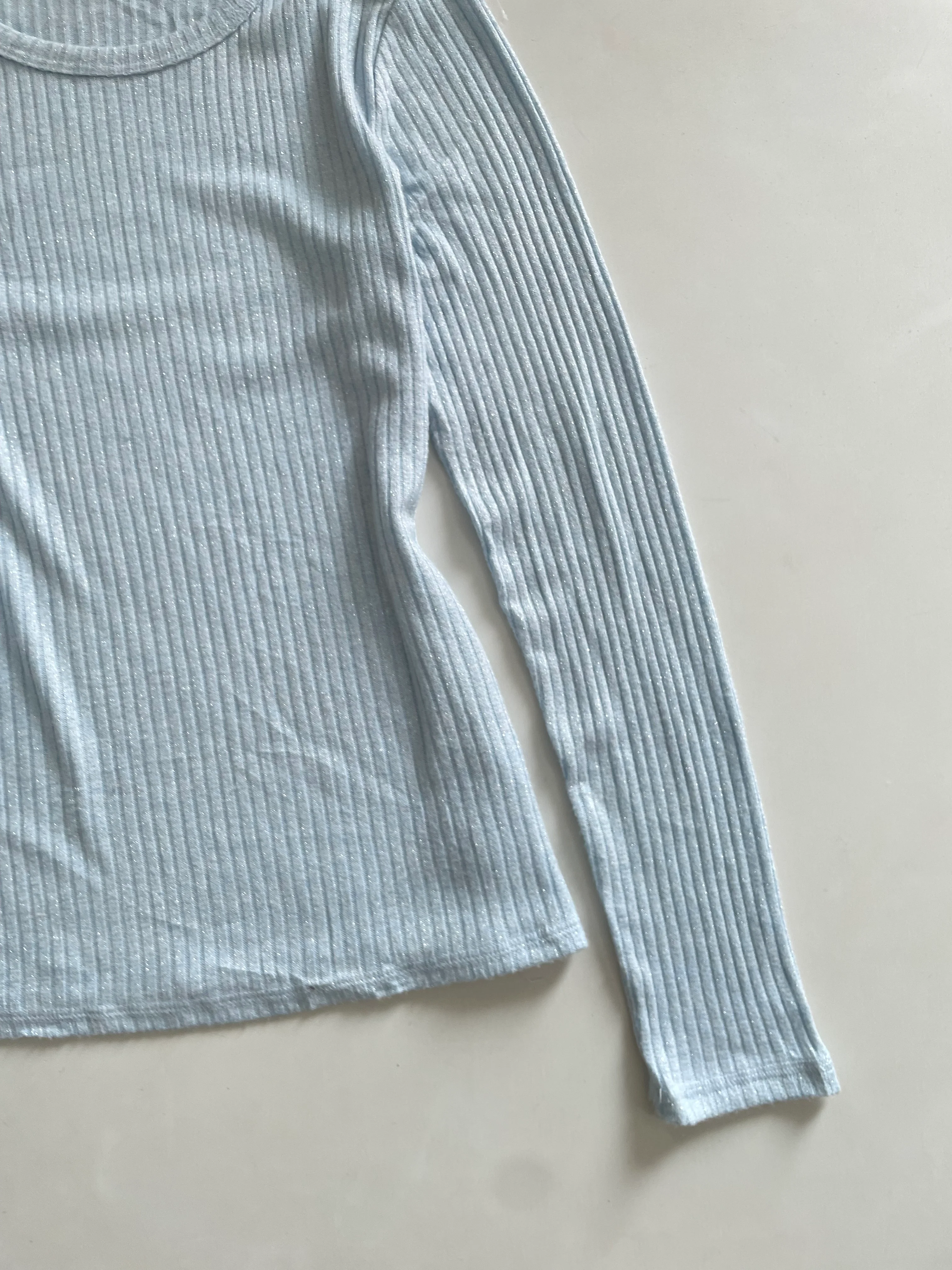 Old Navy Pre Winter Top-Bust 36 to 42 - Image 3