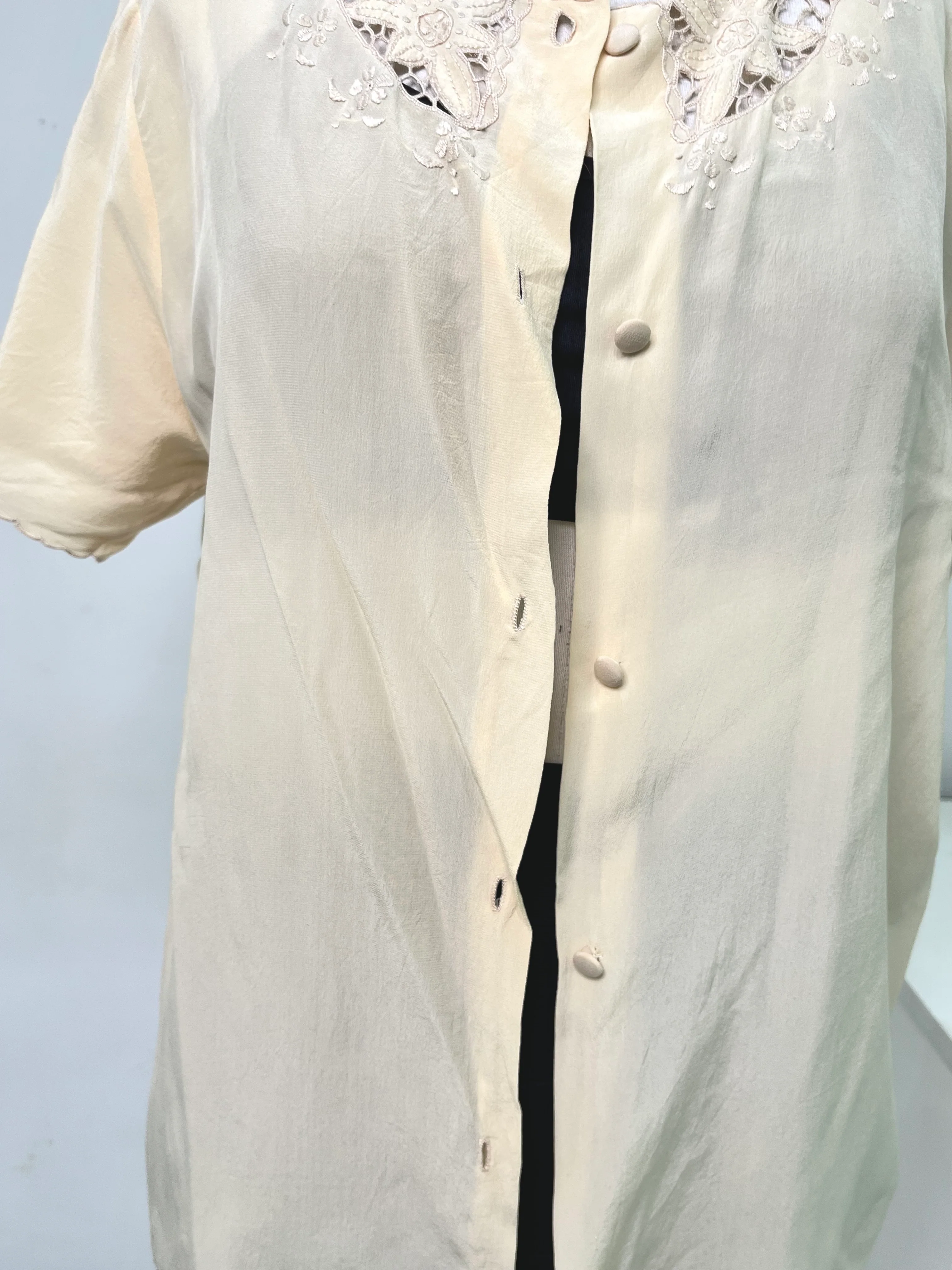 Milano Cutwork Pure Silk Shirt-Bust 42 - Image 3