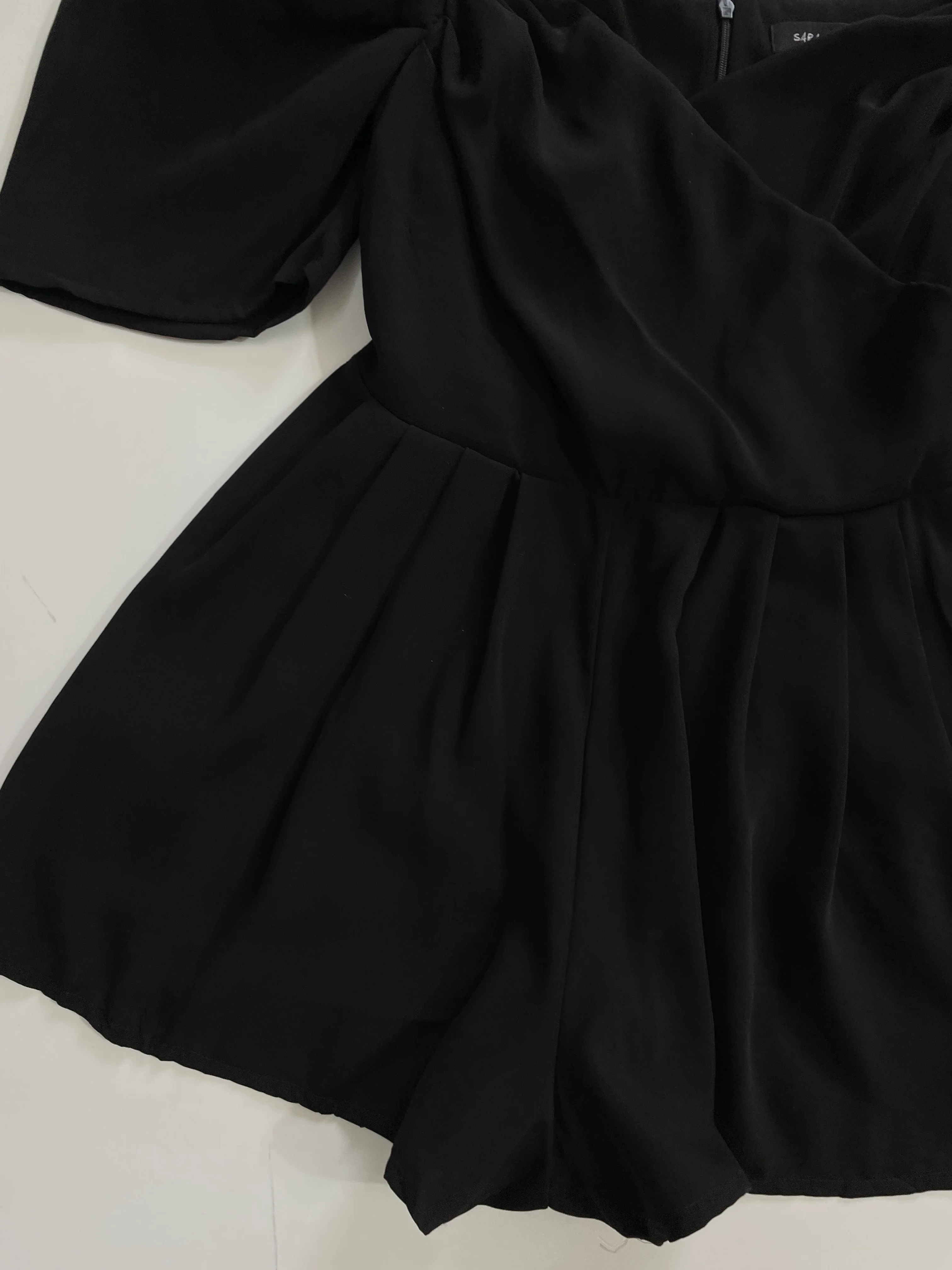 Sara mone Romper-Bust 28 - Image 3