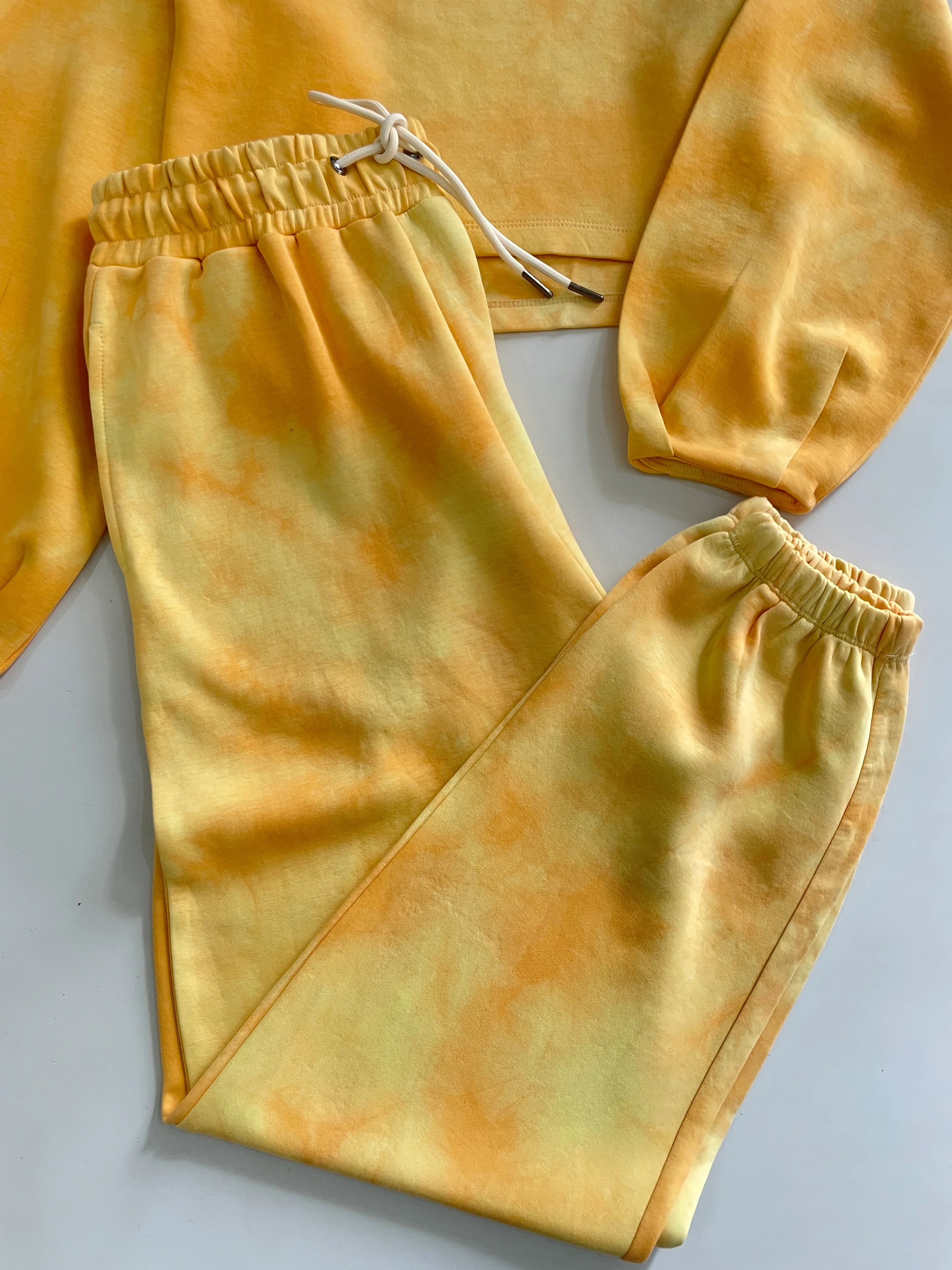 Tie Dye Pair-Bust 44 Waist 26 to 30 - Image 3