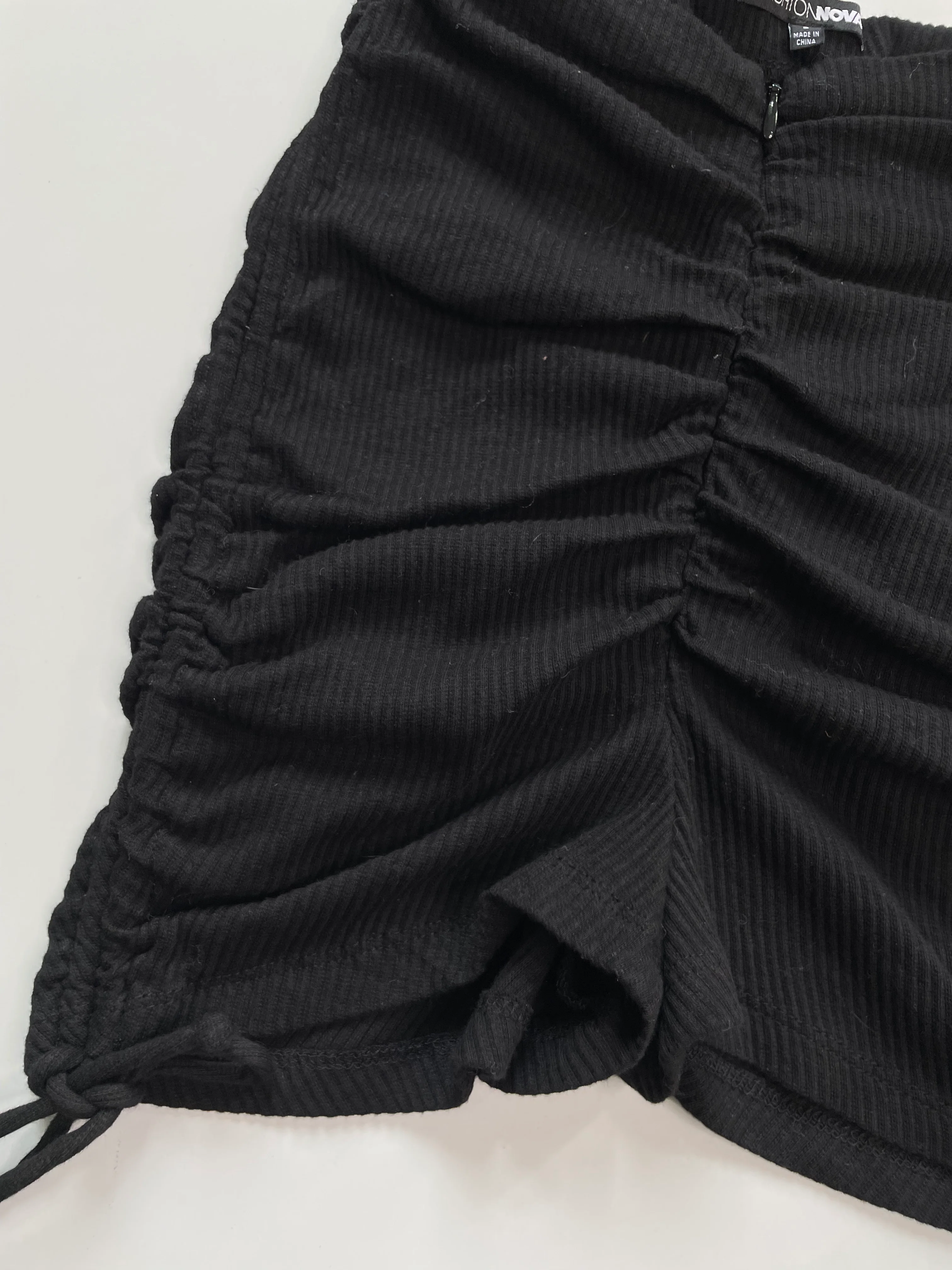 Fashionnova Shorts-Waist 24 to 26 - Image 3