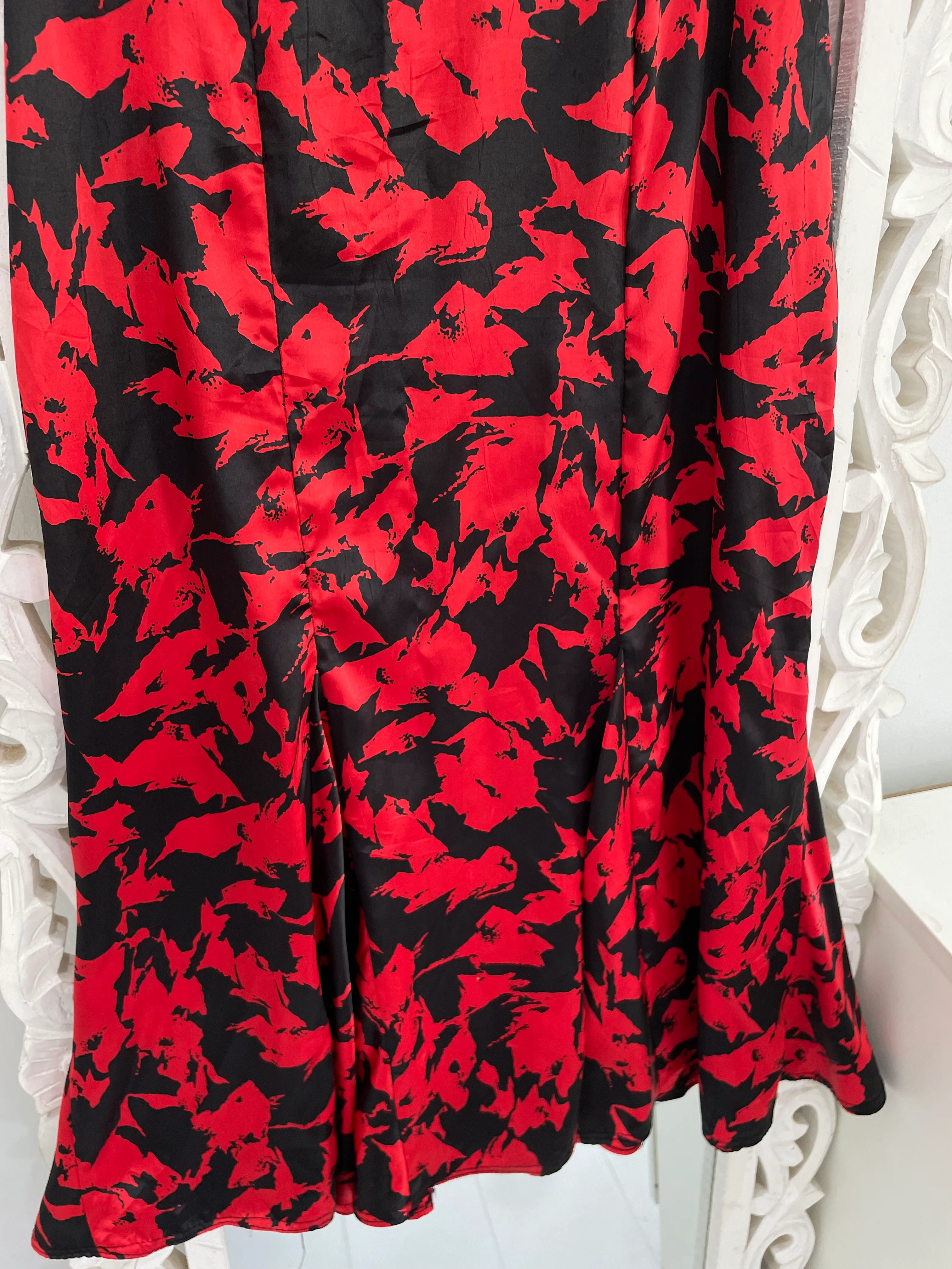 Satin Skirt-Waist 32 - Image 3