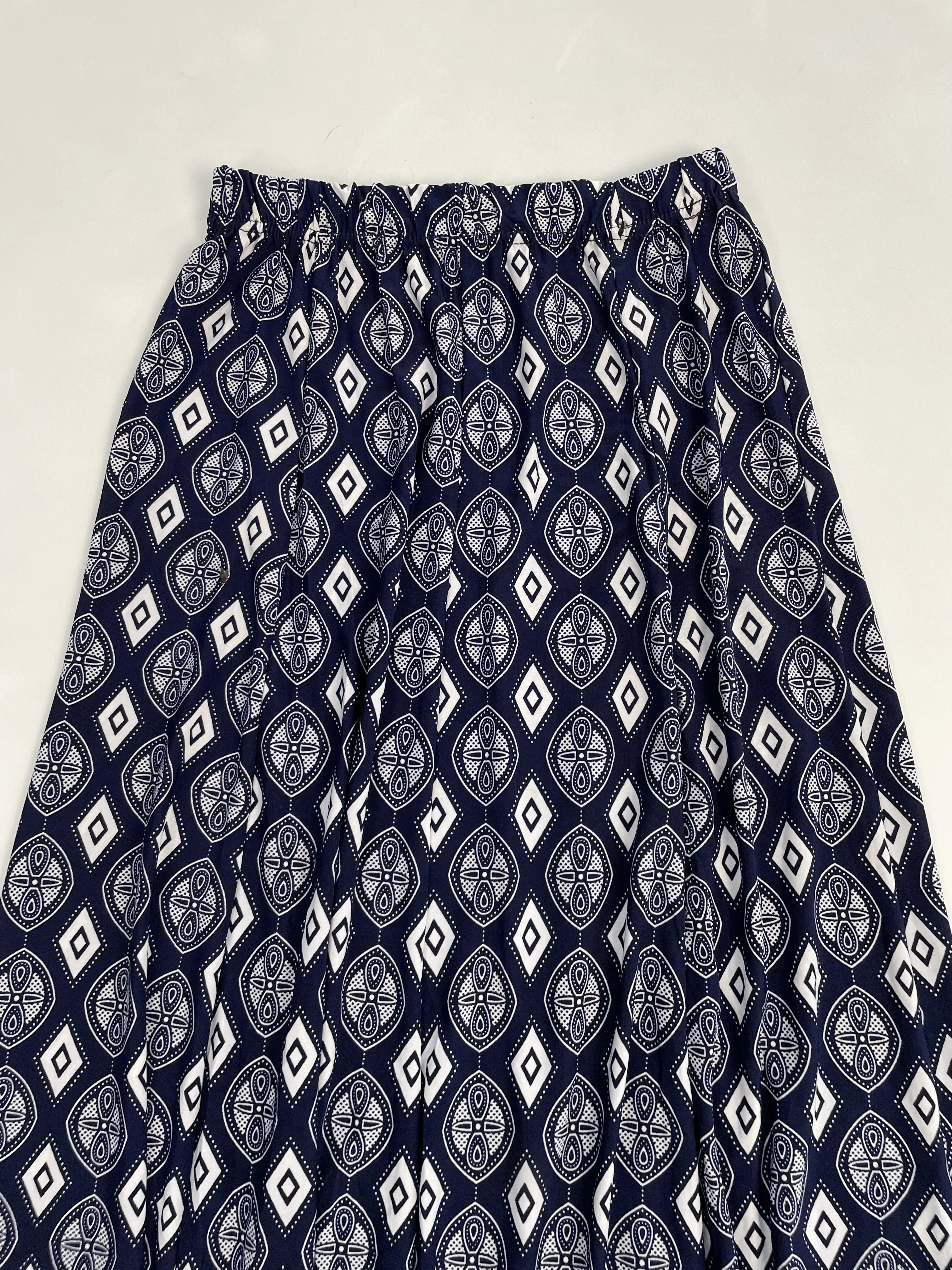 Skirt-Waist  - 24 to 30 - Image 2