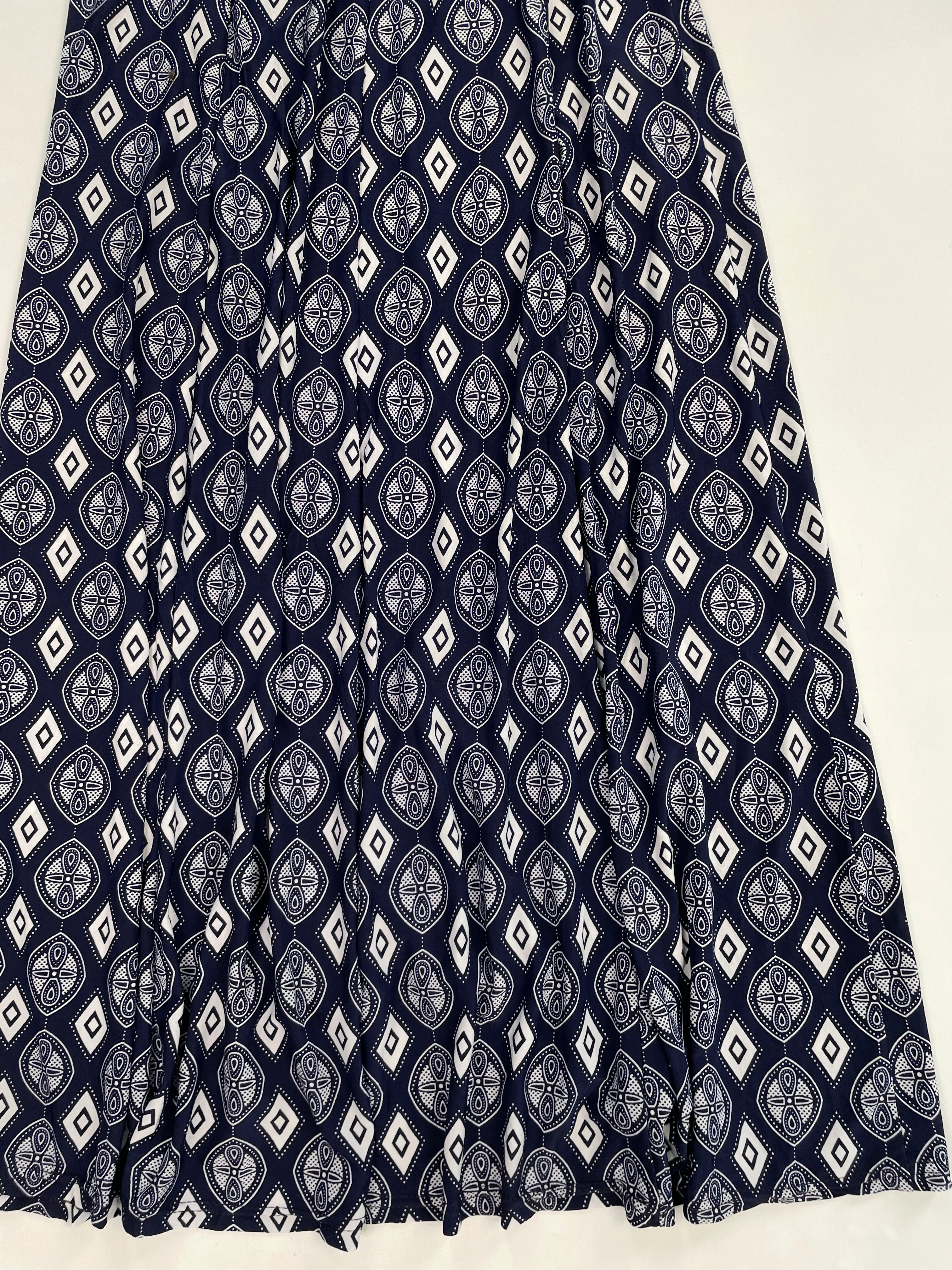 Skirt-Waist  - 24 to 30 - Image 3