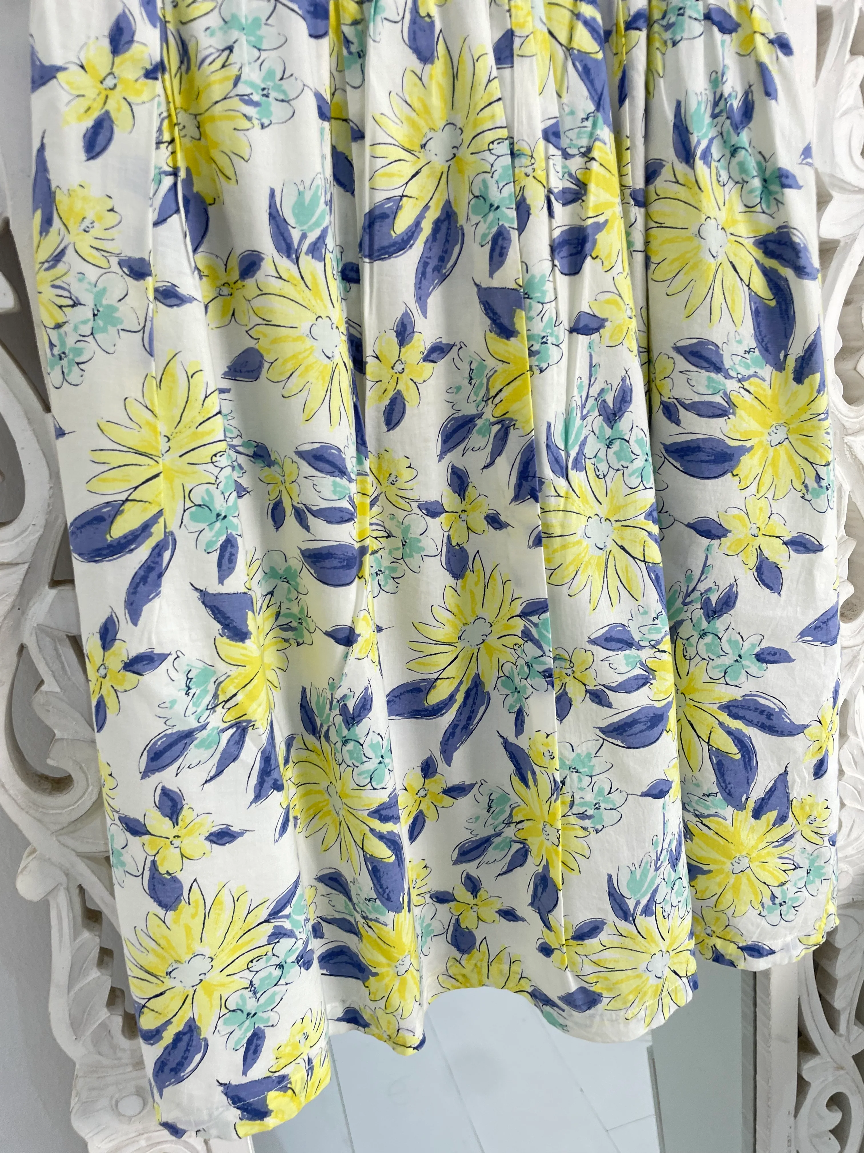 Lemon Flowers Skirt-Waist 26 to 32 - Image 3
