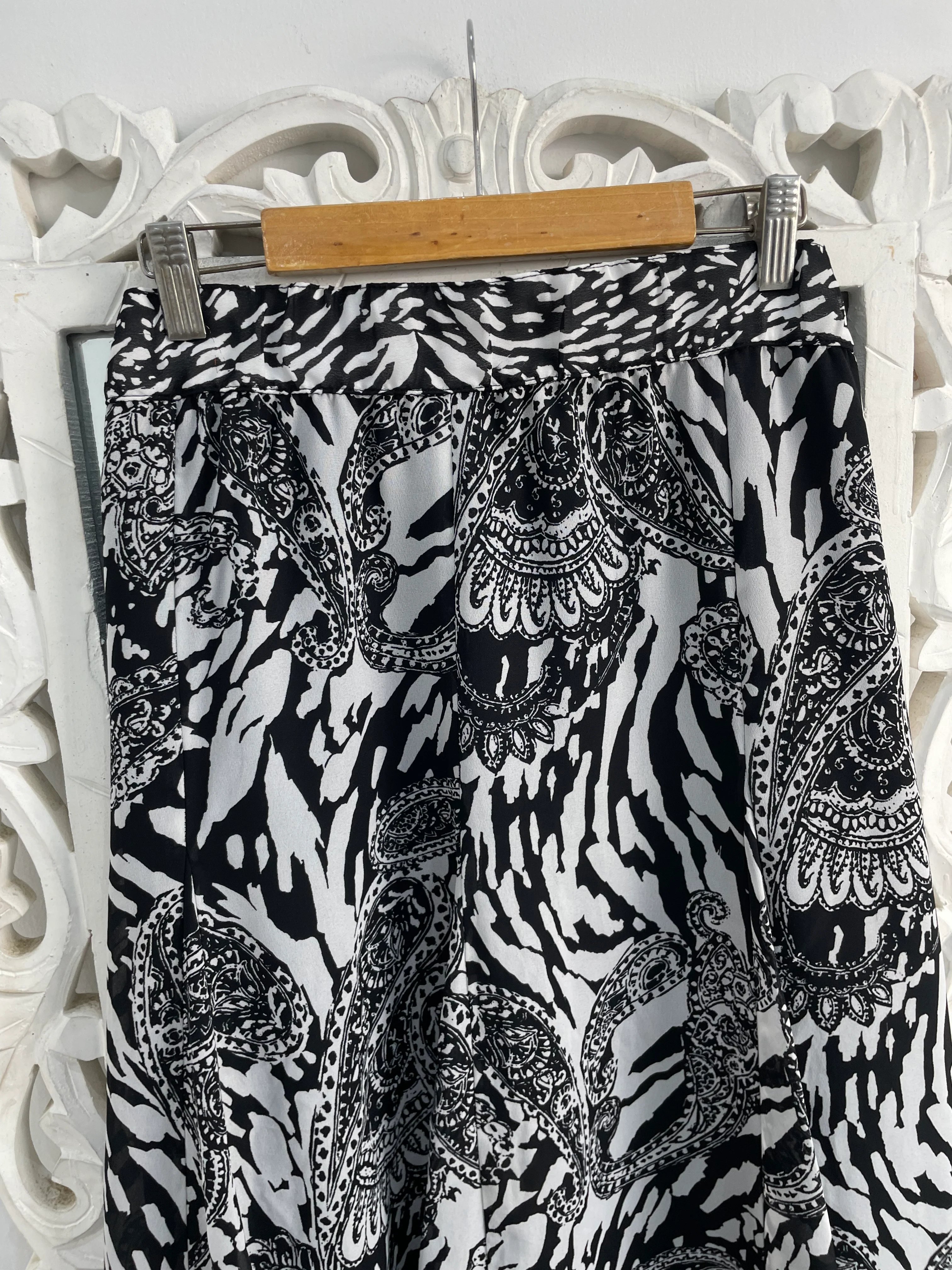 Skirt-Waist 32 to 34 - Image 2